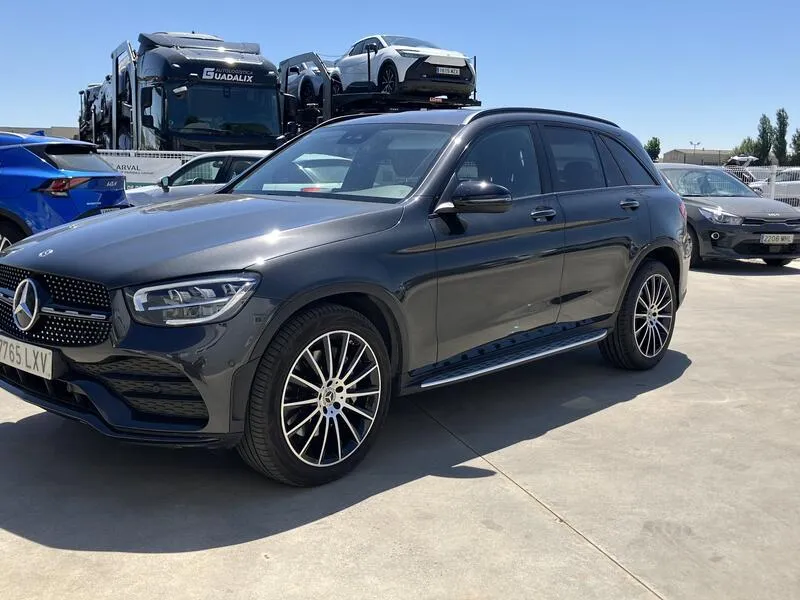 Mercedes-Benz GLC 220 d 4MATIC - foto 2
