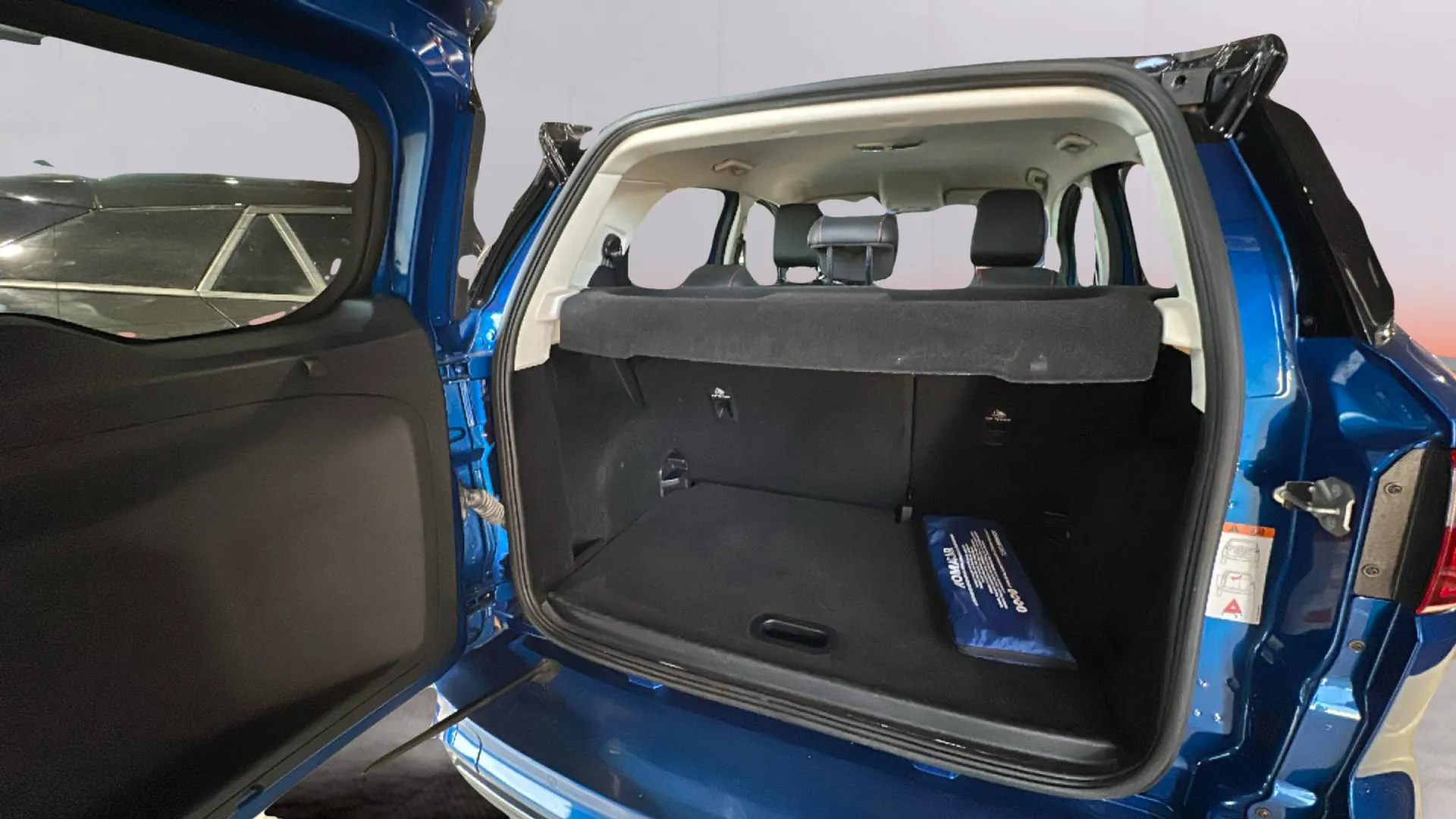 Ford EcoSport 1.0T EcoBoost Titanium - foto 24