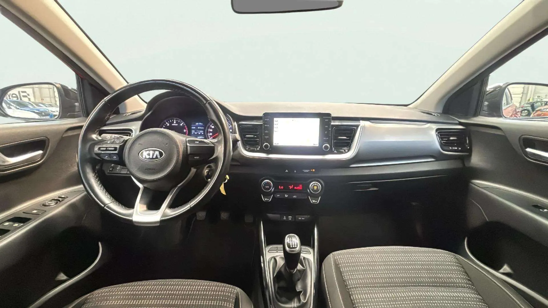 Kia Stonic 1.6 CRDi VGT Black Edition - foto 13
