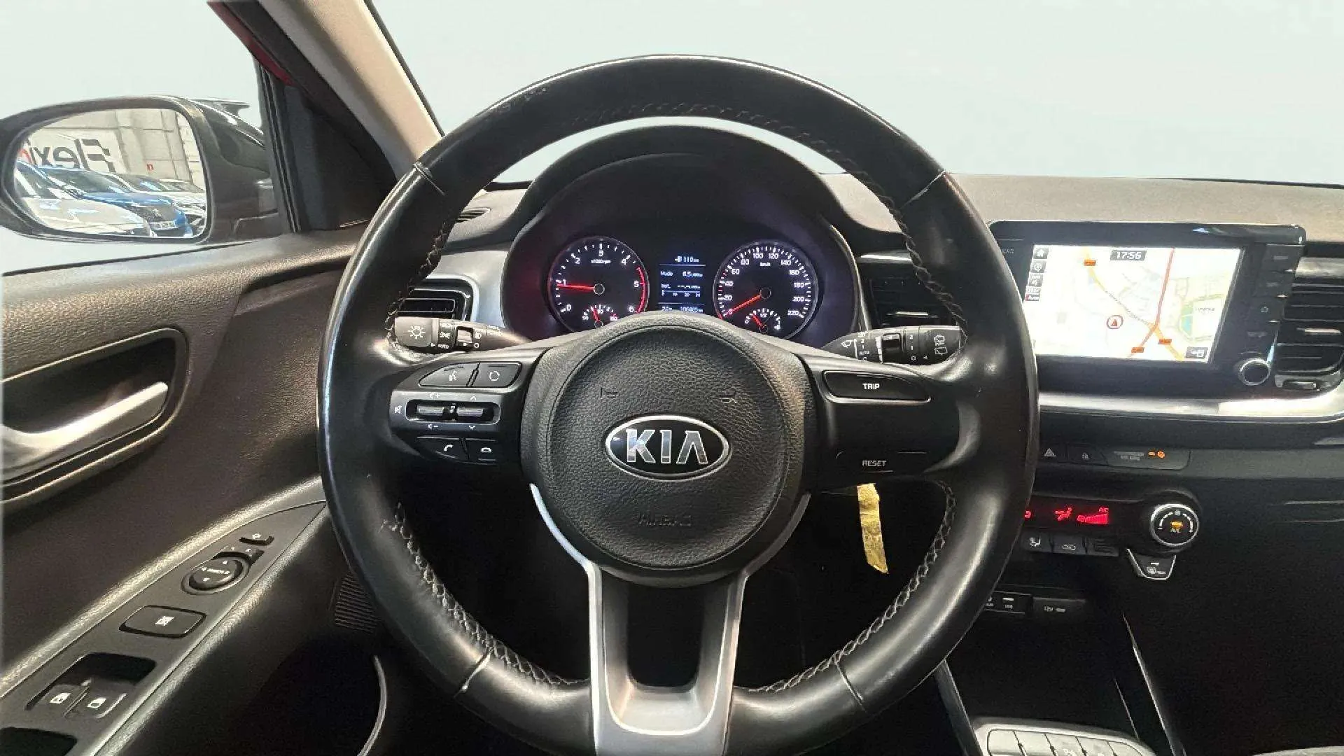 Kia Stonic 1.6 CRDi VGT Black Edition - foto 15
