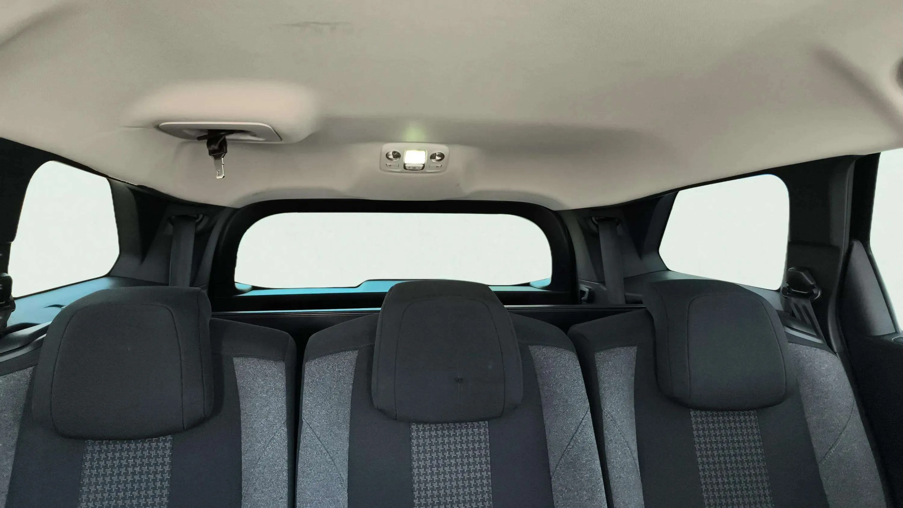 Peugeot 5008 1.5 BlueHDi Active Pack EAT8 - foto 15