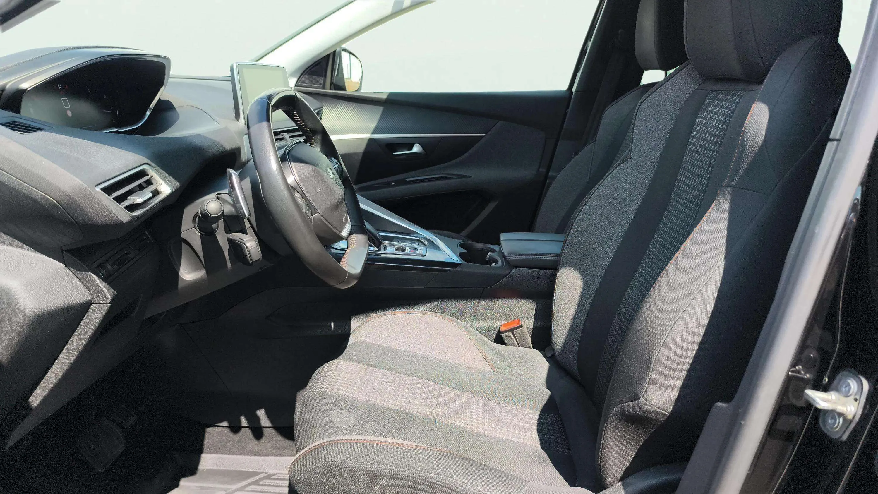 Peugeot 5008 1.5 BlueHDi Active Pack EAT8 - foto 13