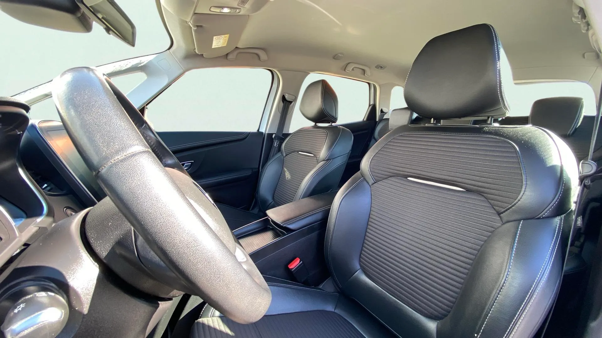 Renault Scénic Black Edition TCe GPF - foto 15