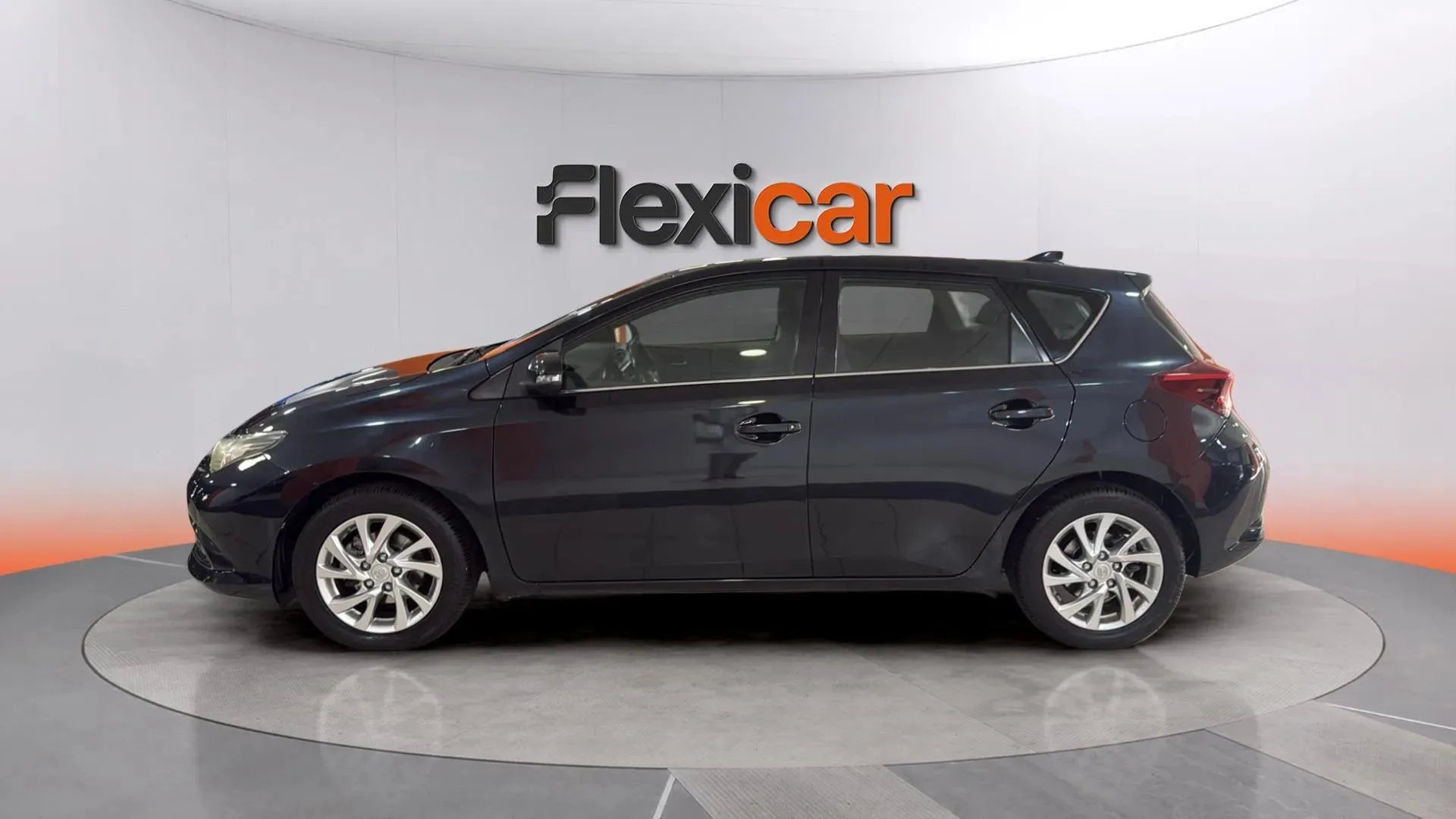 Toyota Auris 1.2 120T Active - foto 4