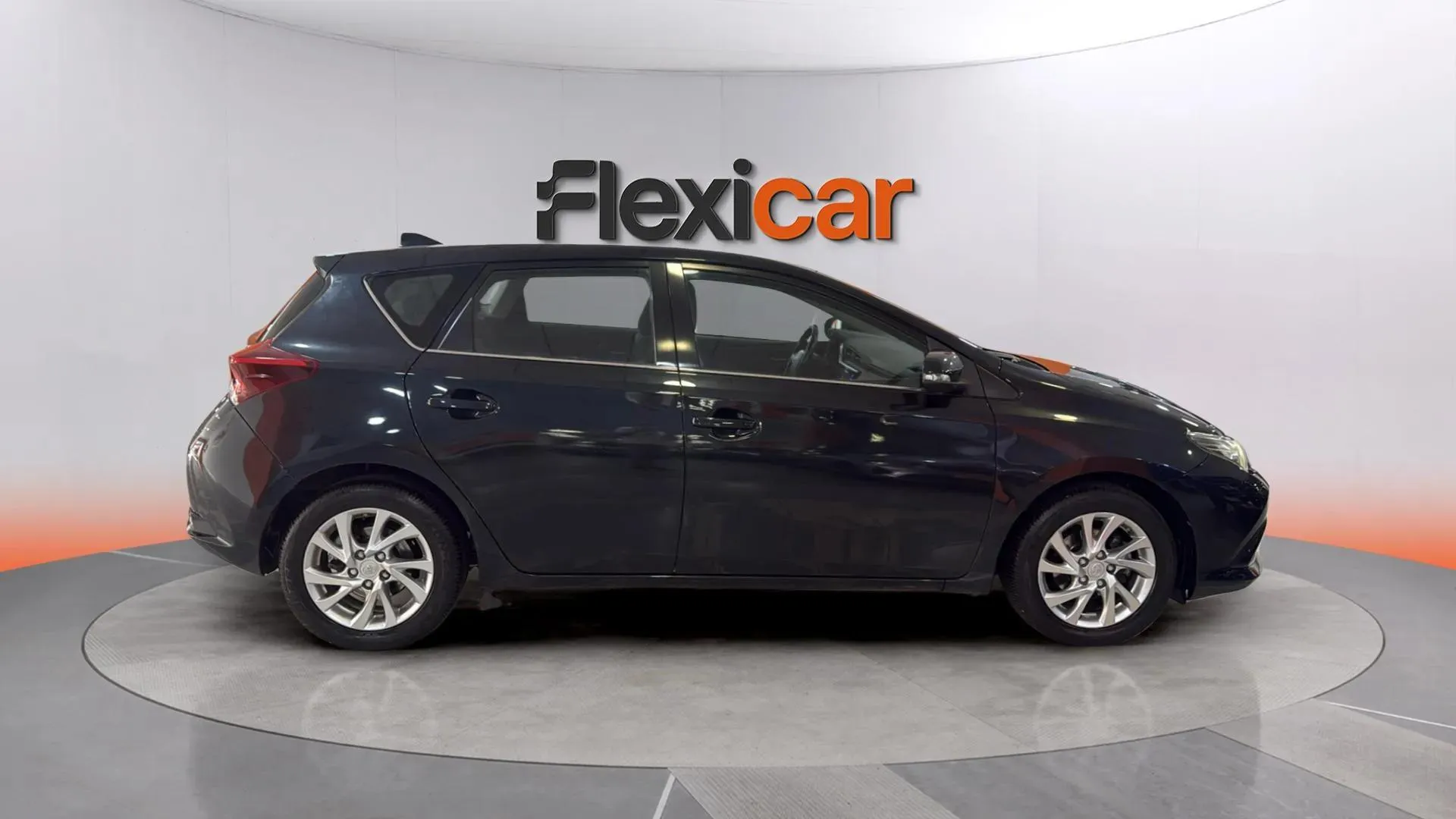 Toyota Auris 1.2 120T Active - foto 3