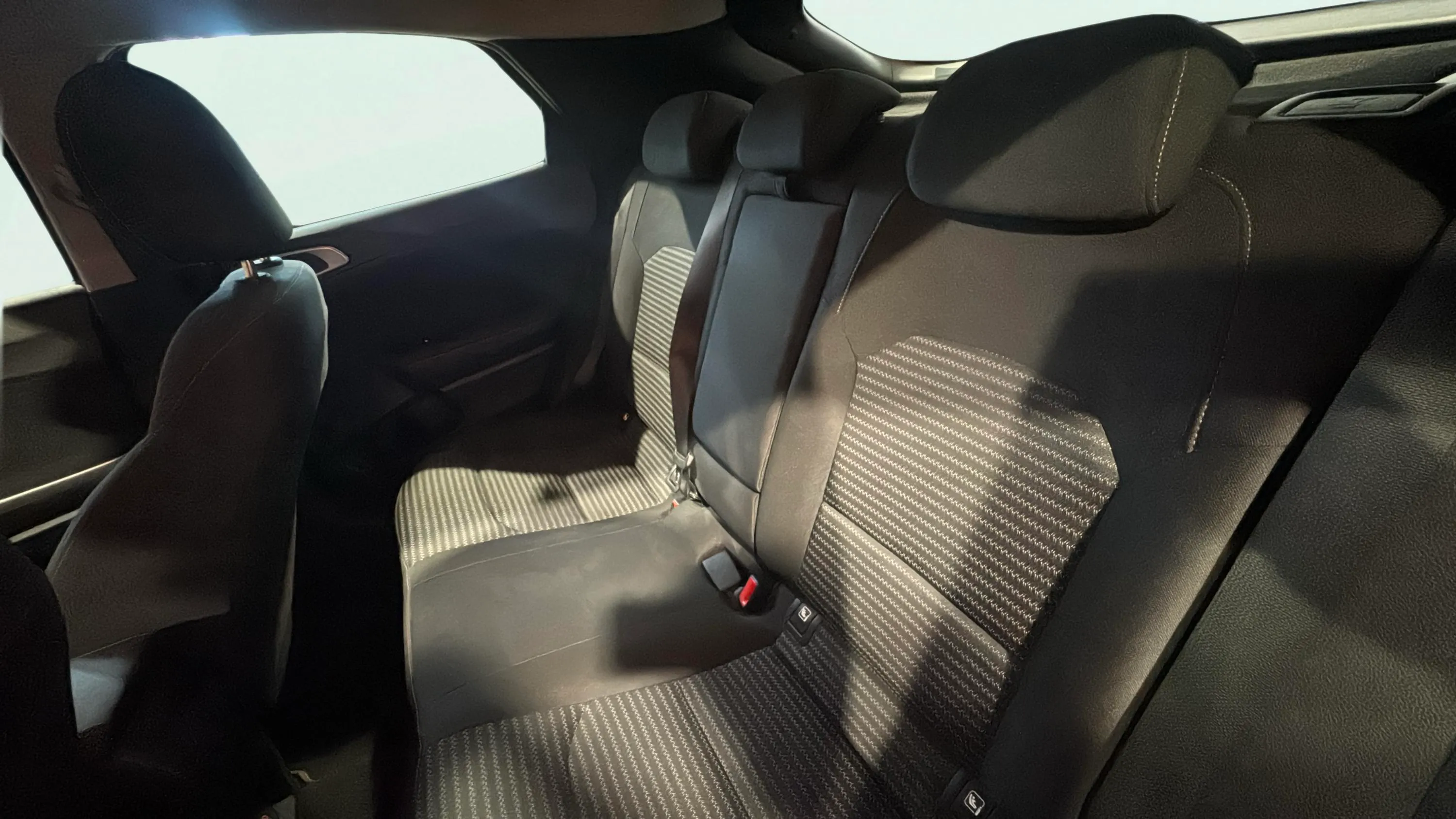 Kia XCeed 1.5 MHEV iMT GT-line - foto 26