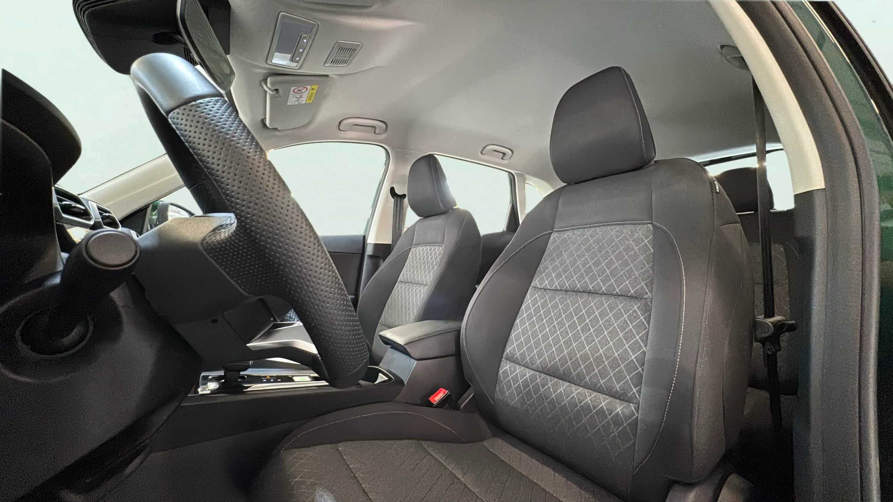 MG ZS Hybrid+ Comfort - foto 19