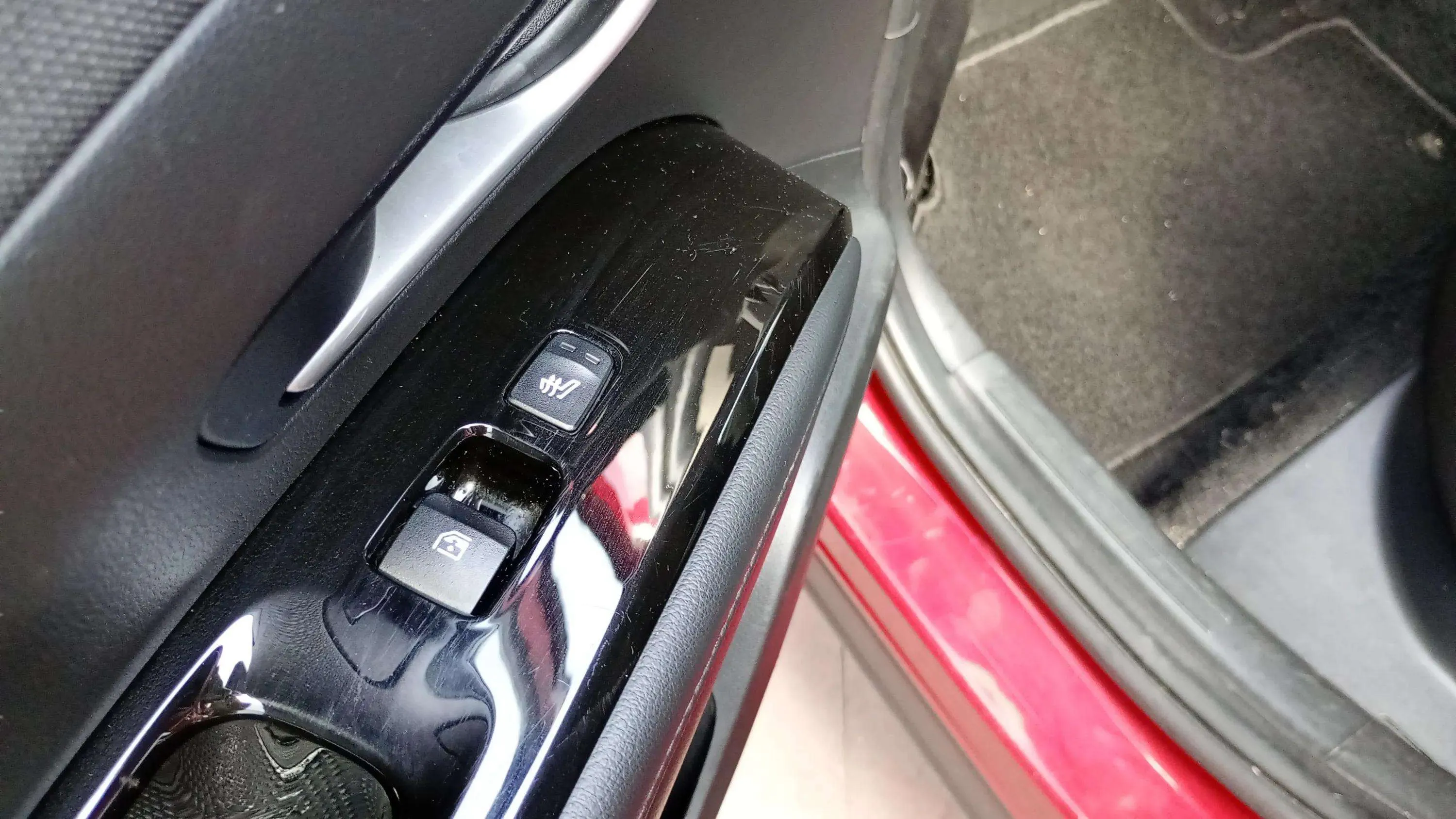 Hyundai Tucson 1.6 T-GDi 48V Tecno DCT 2C - foto 23