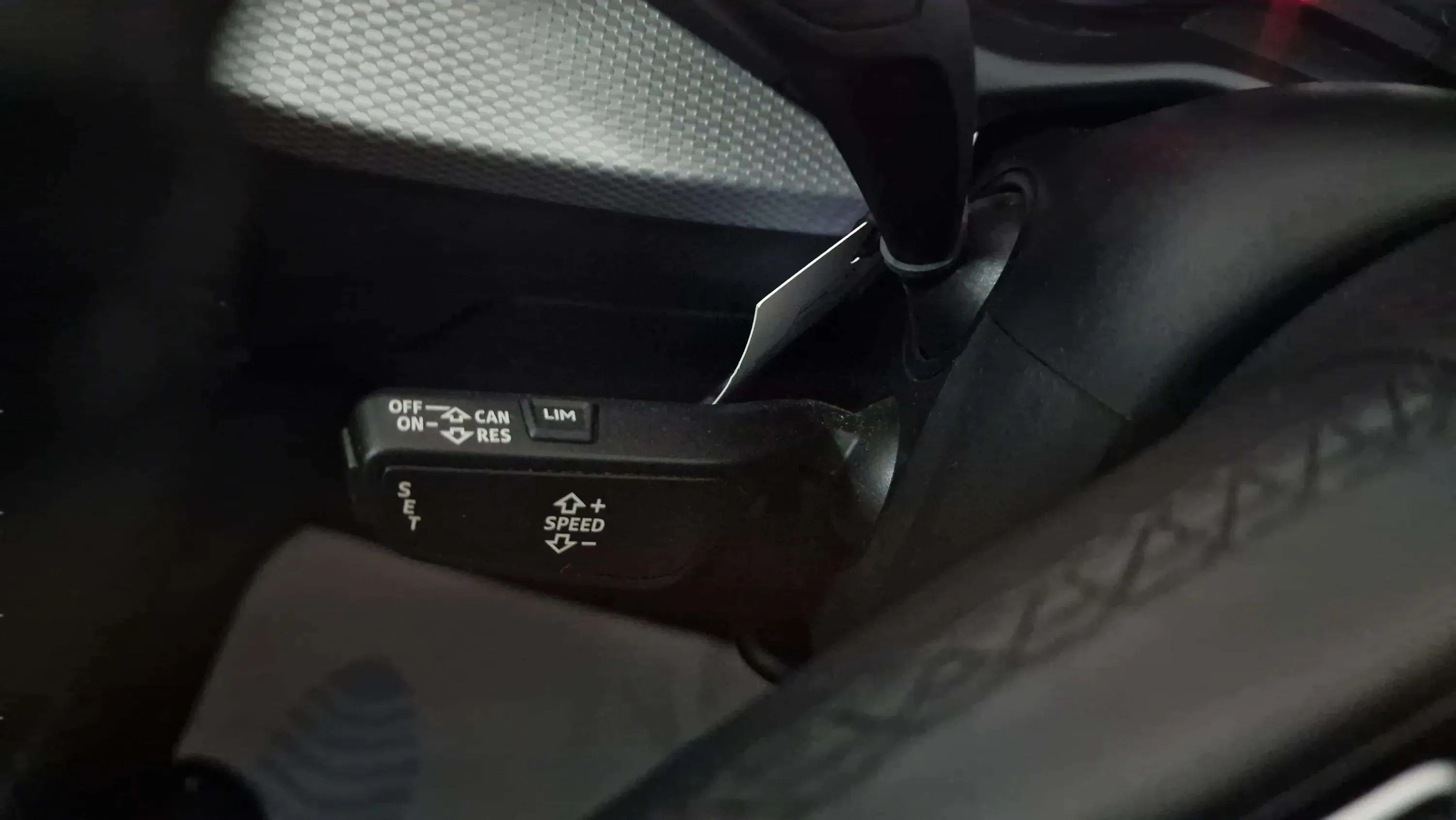 Audi Q2 30 TFSI - foto 18