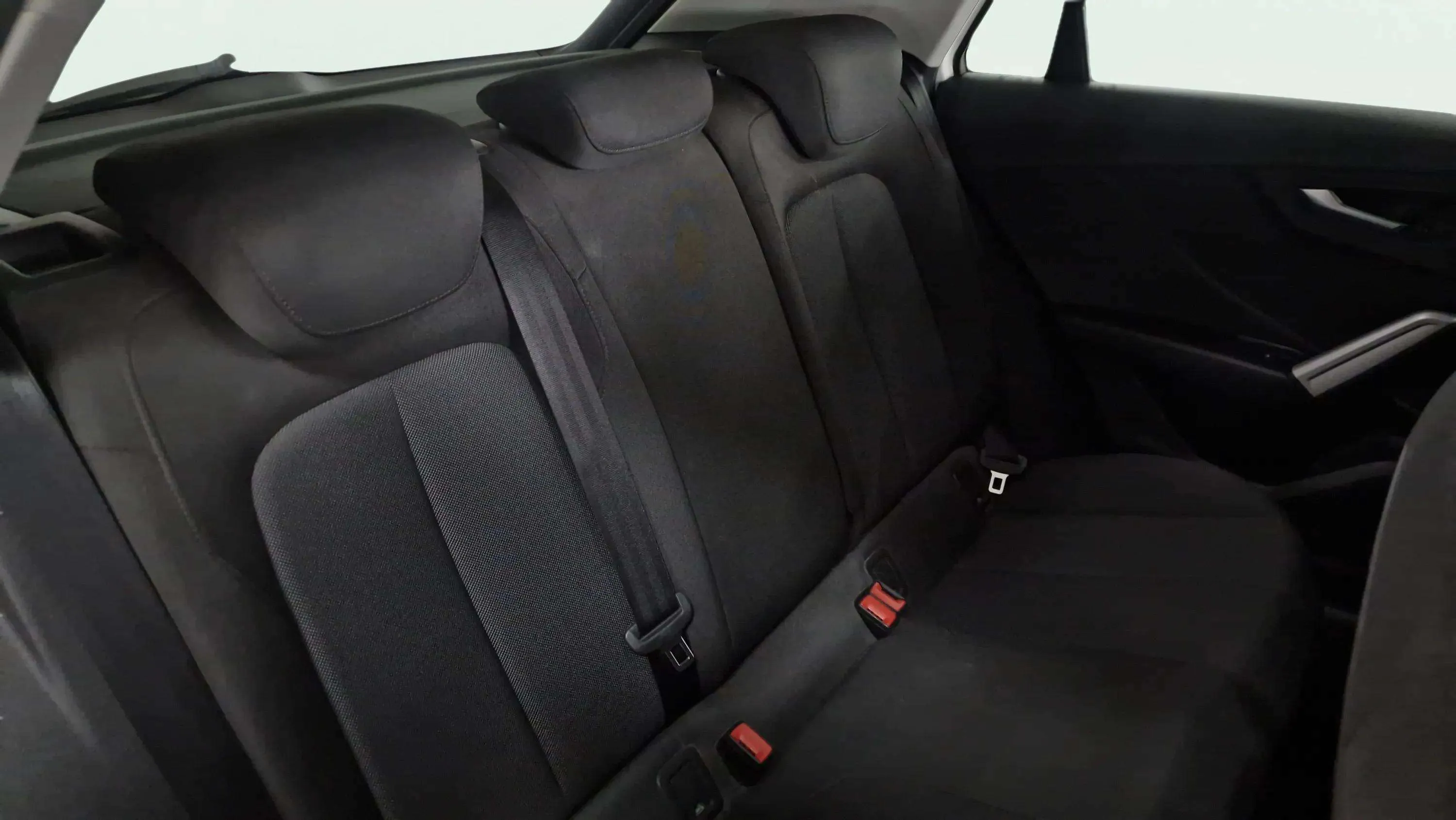 Audi Q2 30 TFSI - foto 24