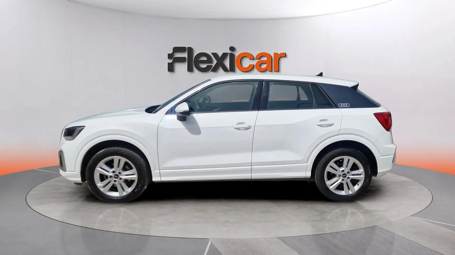 Audi Q2 30 TFSI - foto 4