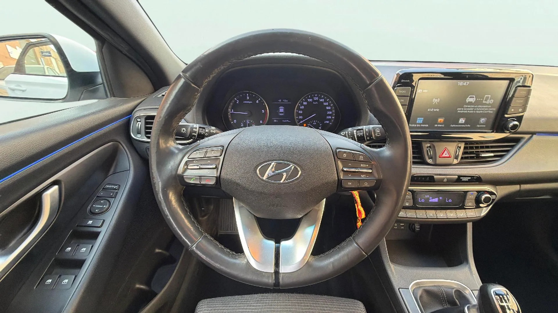 Hyundai i30 1.6 CRDi Klass - foto 11