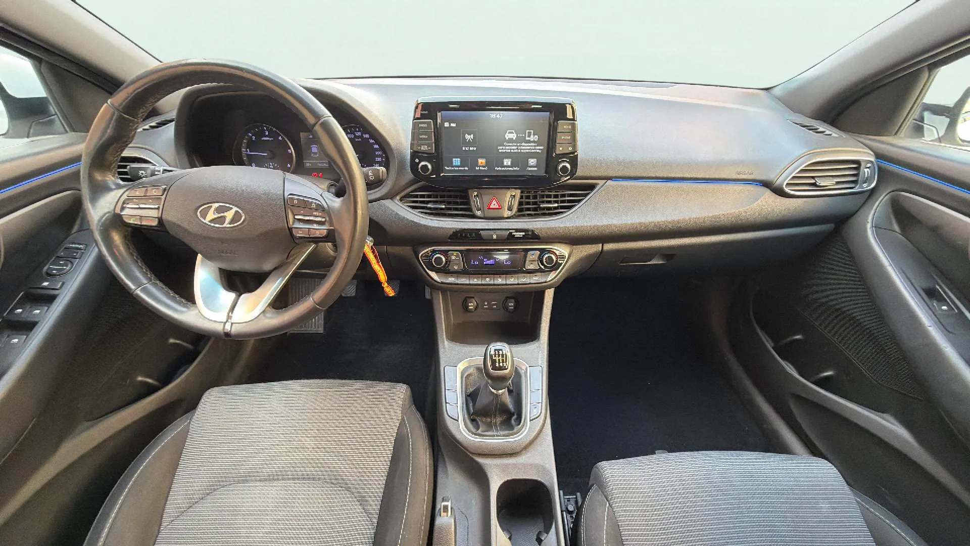 Hyundai i30 1.6 CRDi Klass - foto 10