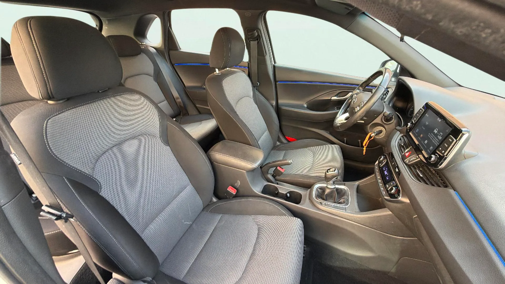 Hyundai i30 1.6 CRDi Klass - foto 15