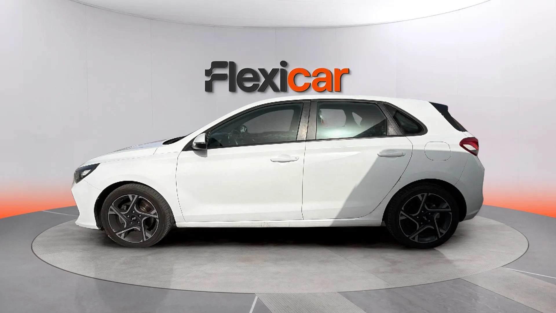 Hyundai i30 1.6 CRDi Klass - foto 4