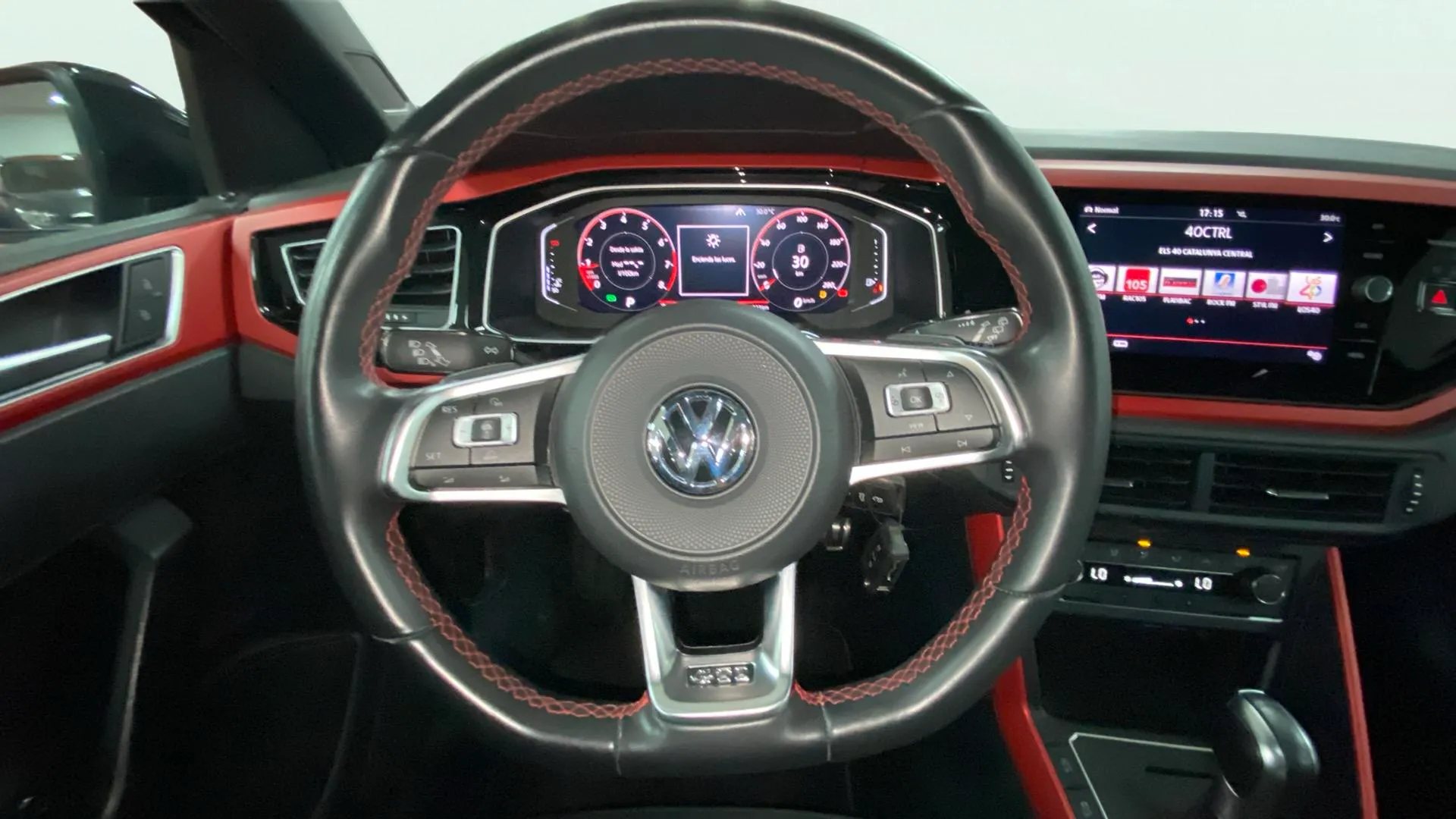 Volkswagen Polo GTI 2.0 TSI DSG - foto 8