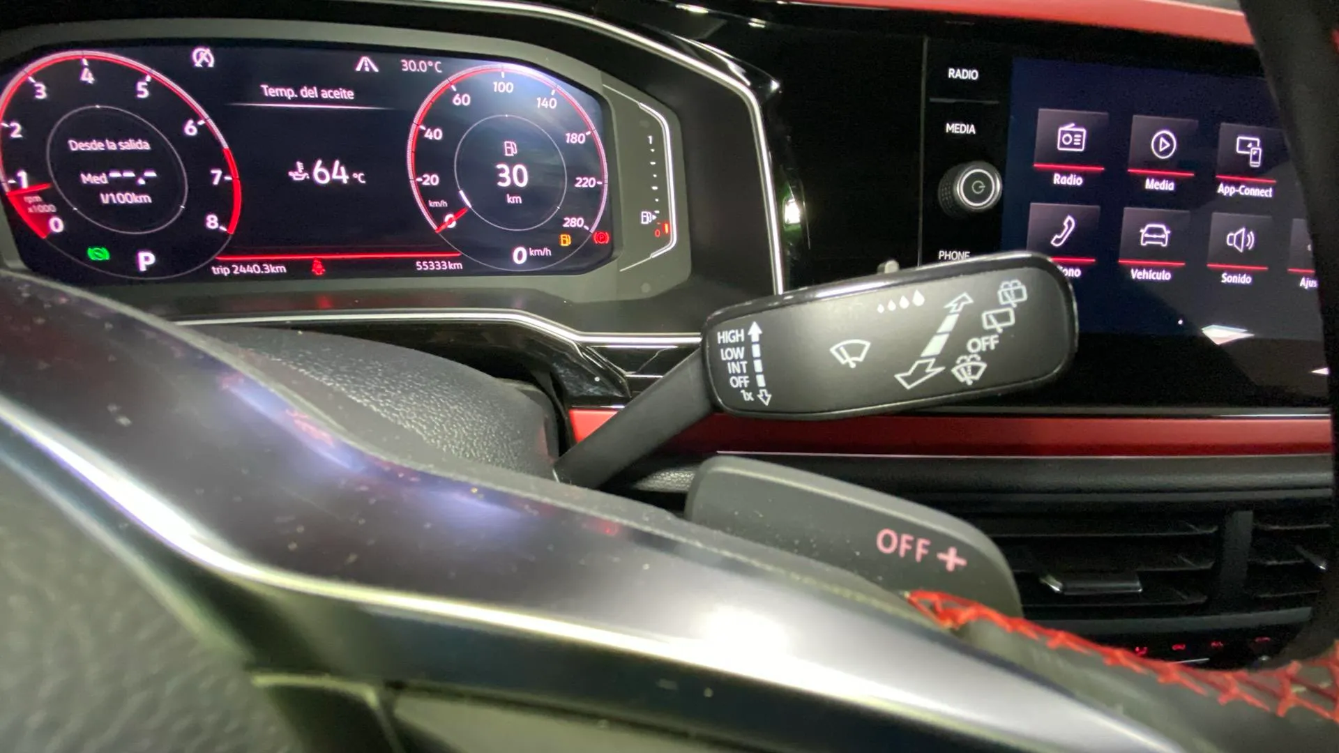 Volkswagen Polo GTI 2.0 TSI DSG - foto 17