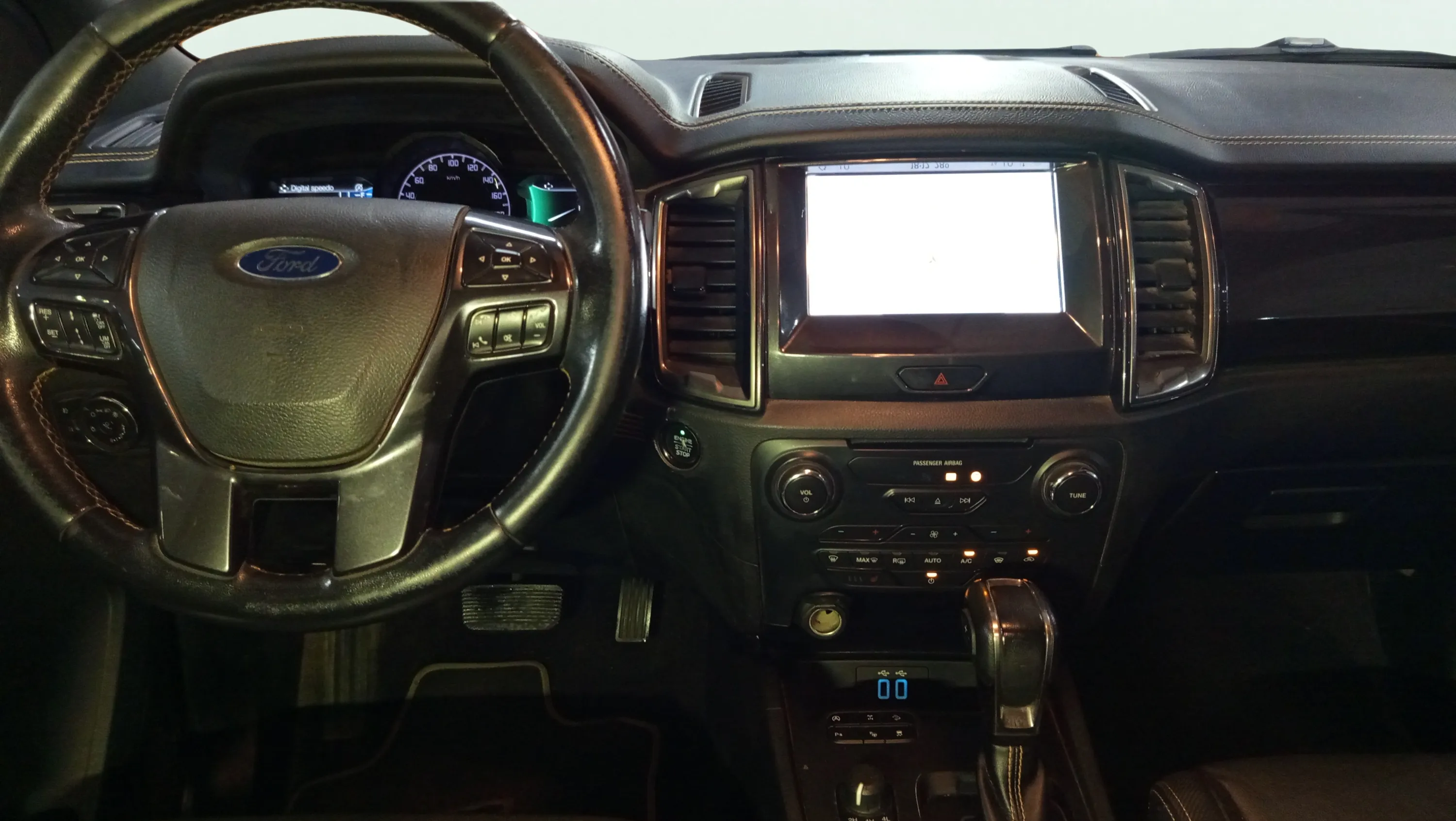 Ford Ranger 2.0 EcoBoost 4x4 Dob Cab Wildtrack - foto 11