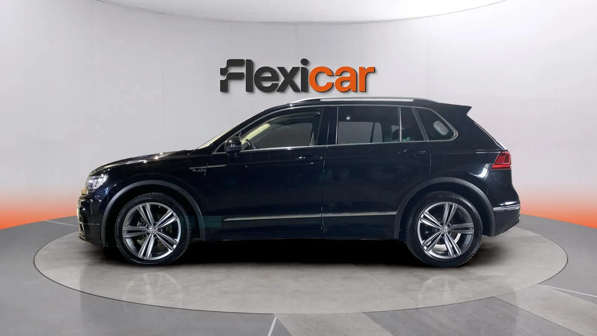 Volkswagen Tiguan Sport 2.0 TDI DSG - foto 4