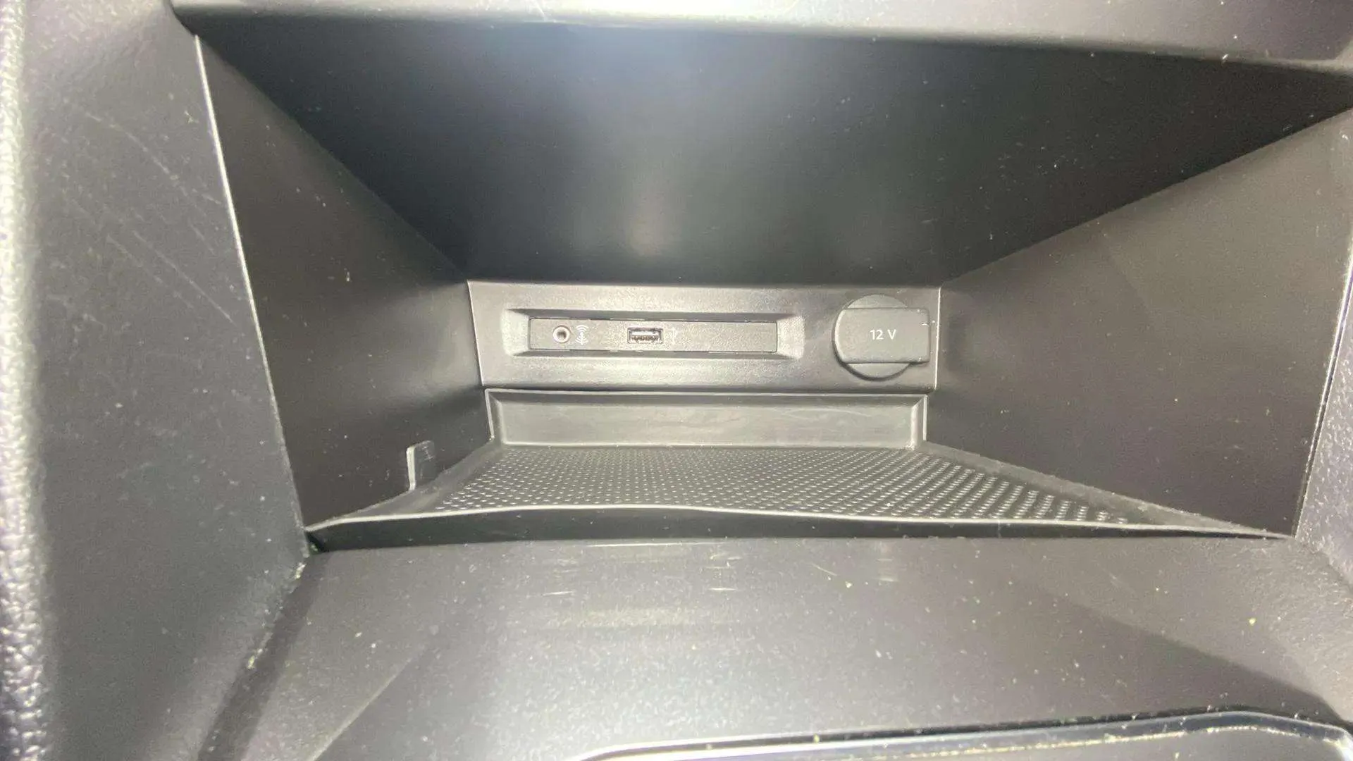 Volkswagen Tiguan Sport 2.0 TDI DSG - foto 29