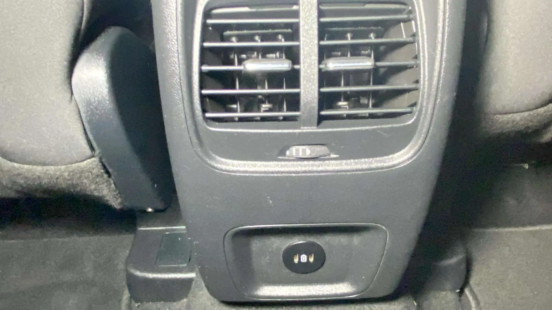 Ford Kuga ST-Line 1.5T EcoBoost - foto 33