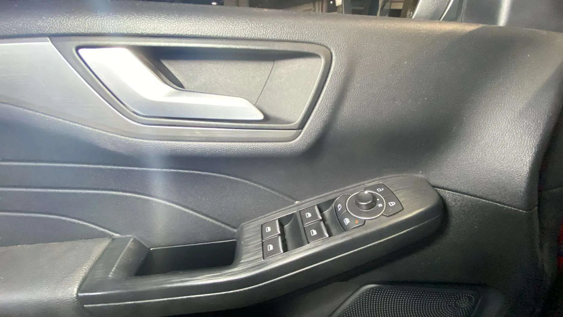 Ford Kuga ST-Line 1.5T EcoBoost - foto 25