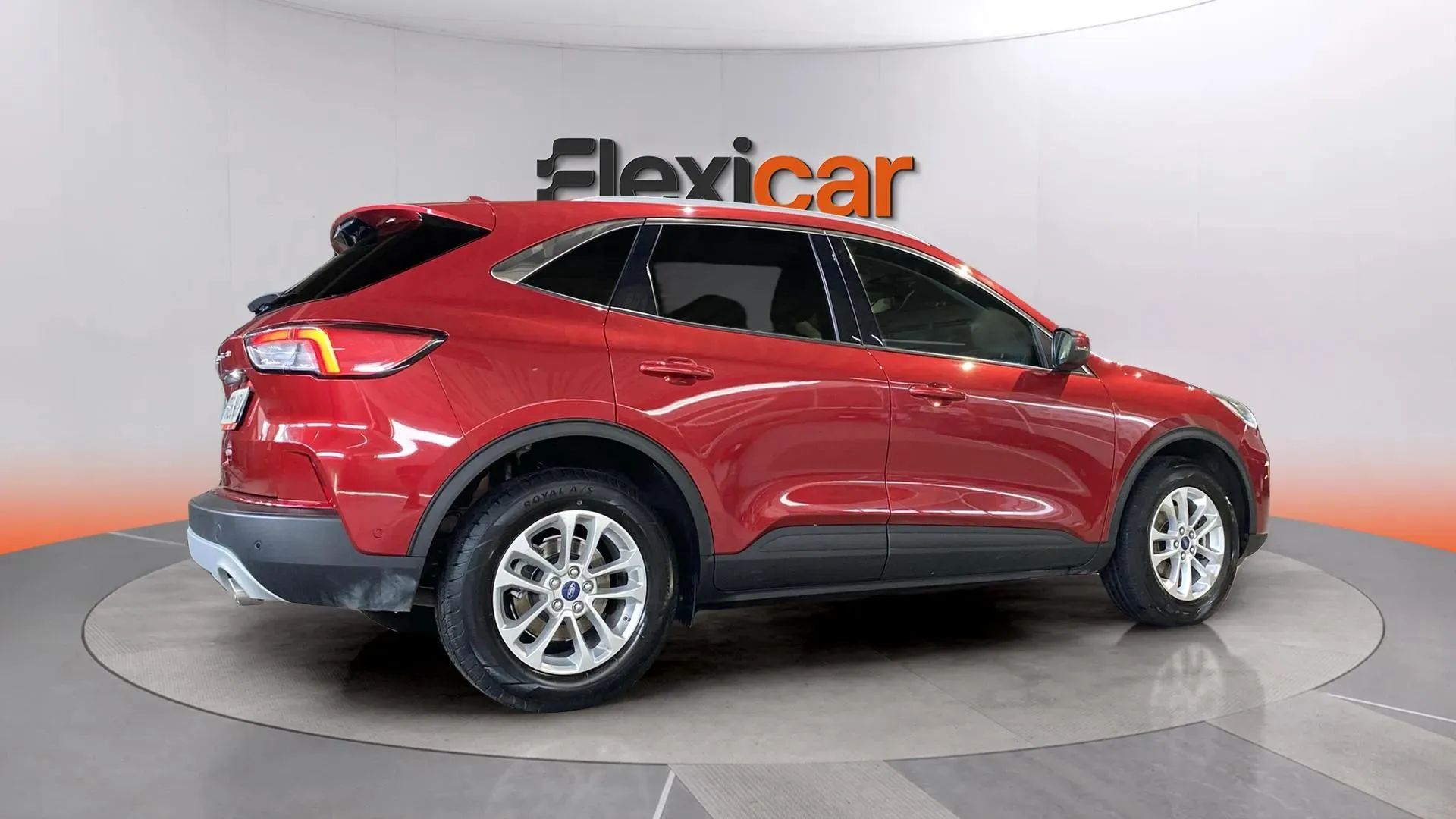 Ford Kuga ST-Line 1.5T EcoBoost - foto 8