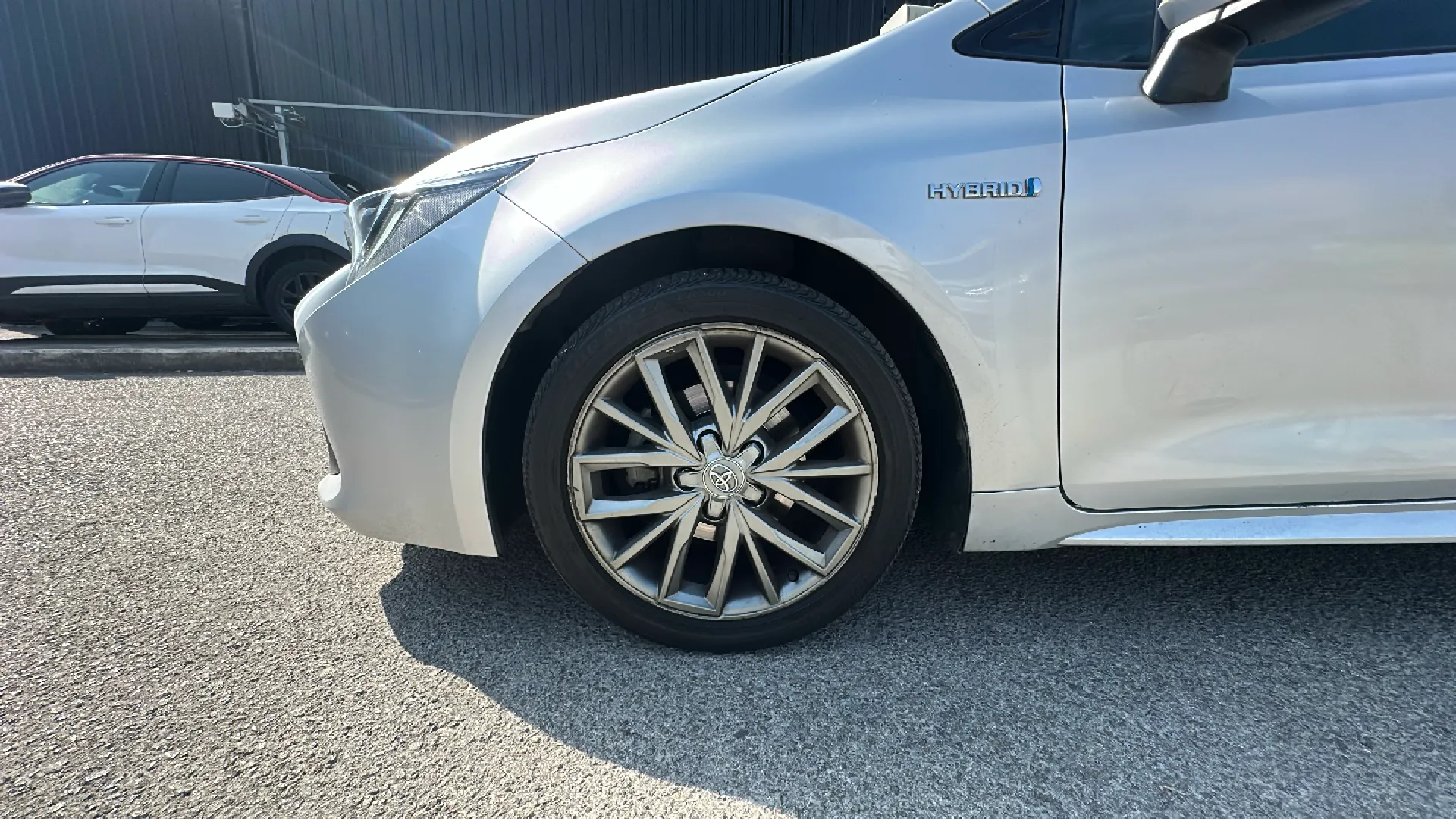 Toyota Corolla 1.8 125H Feel! E-CVT - foto 26