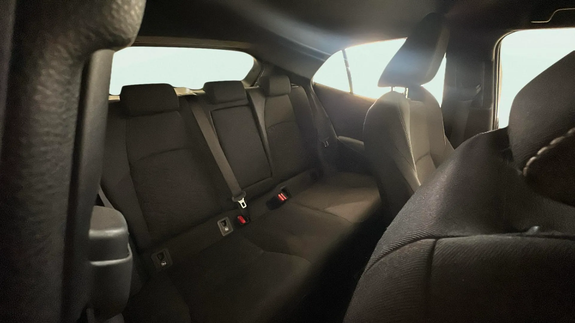 Toyota Corolla 1.8 125H Feel! E-CVT - foto 19