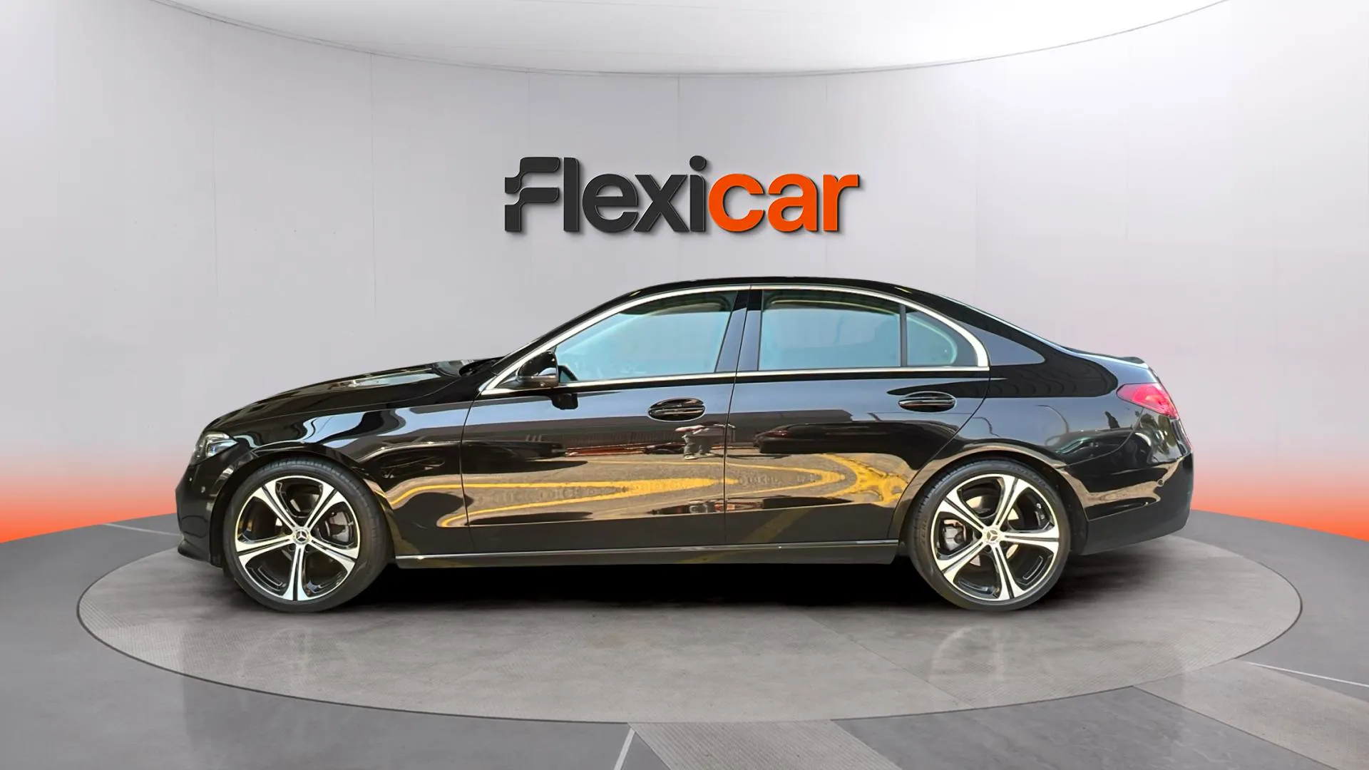 Mercedes-Benz Clase C C 200 - foto 4