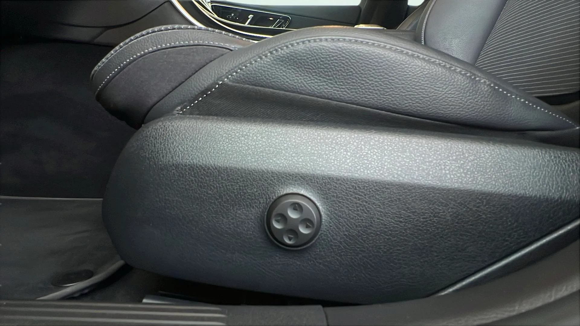 Mercedes-Benz Clase C C 200 - foto 17