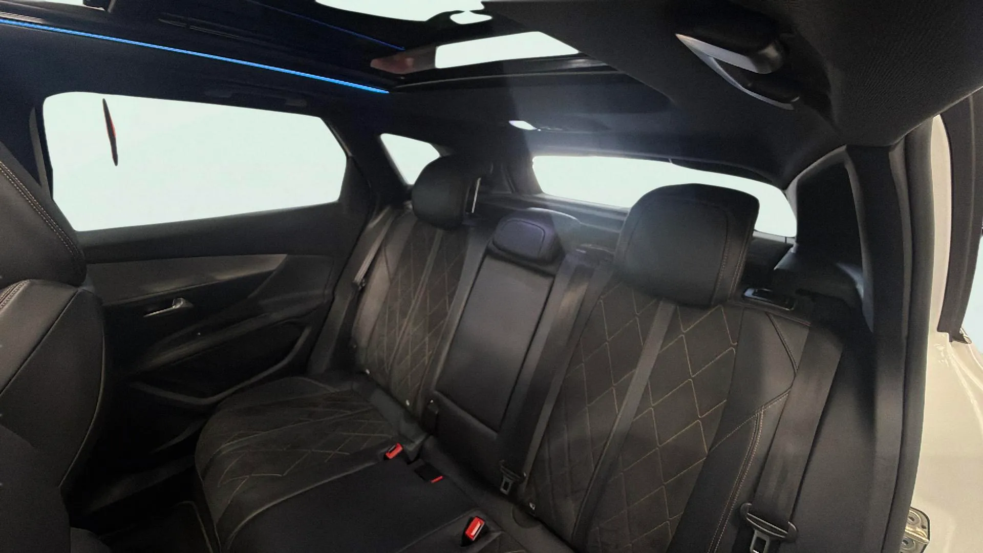 Peugeot 3008 GT Line BlueHDi EAT8 - foto 22