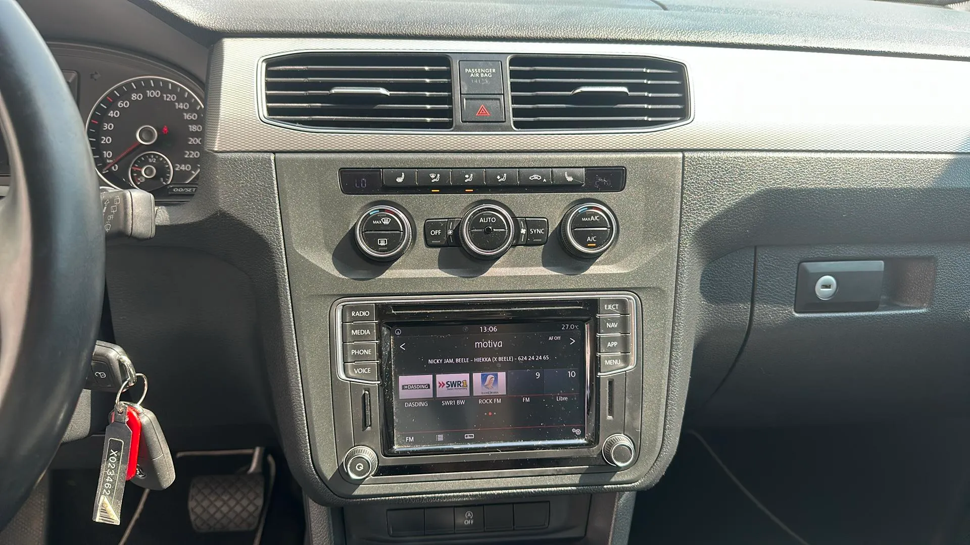 Volkswagen Caddy Comfortline 2.0 TDI BMT DSG - foto 12