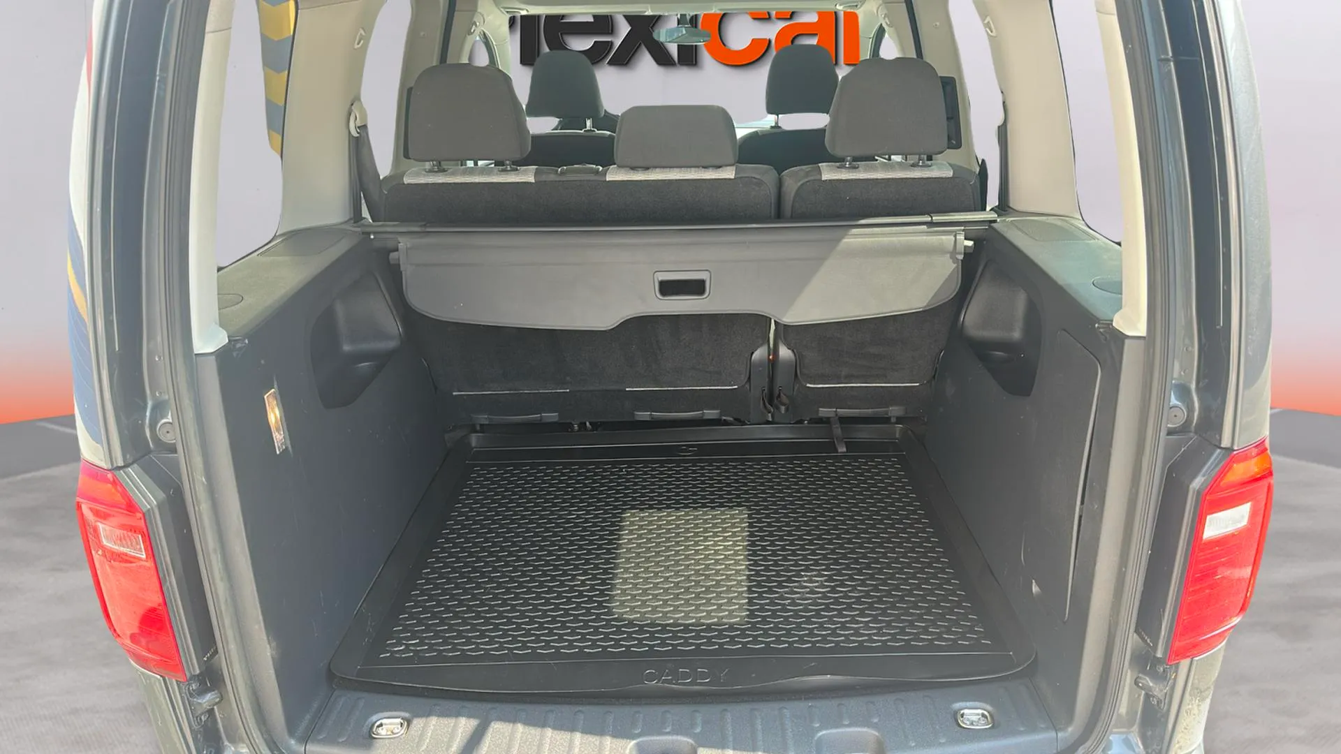 Volkswagen Caddy Comfortline 2.0 TDI BMT DSG - foto 16