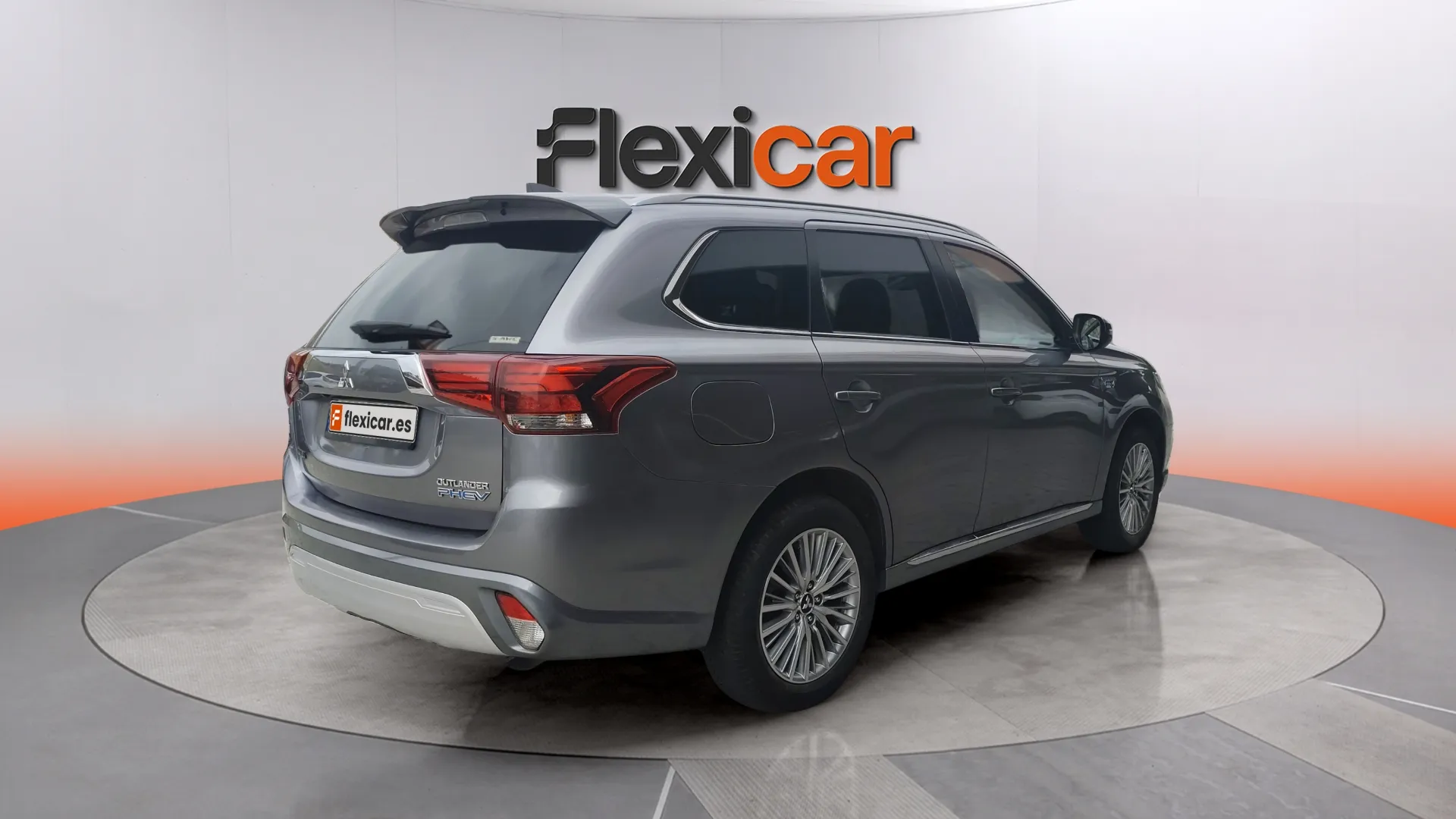 Mitsubishi Outlander 2.4 PHEV Motion 4WD - foto 8