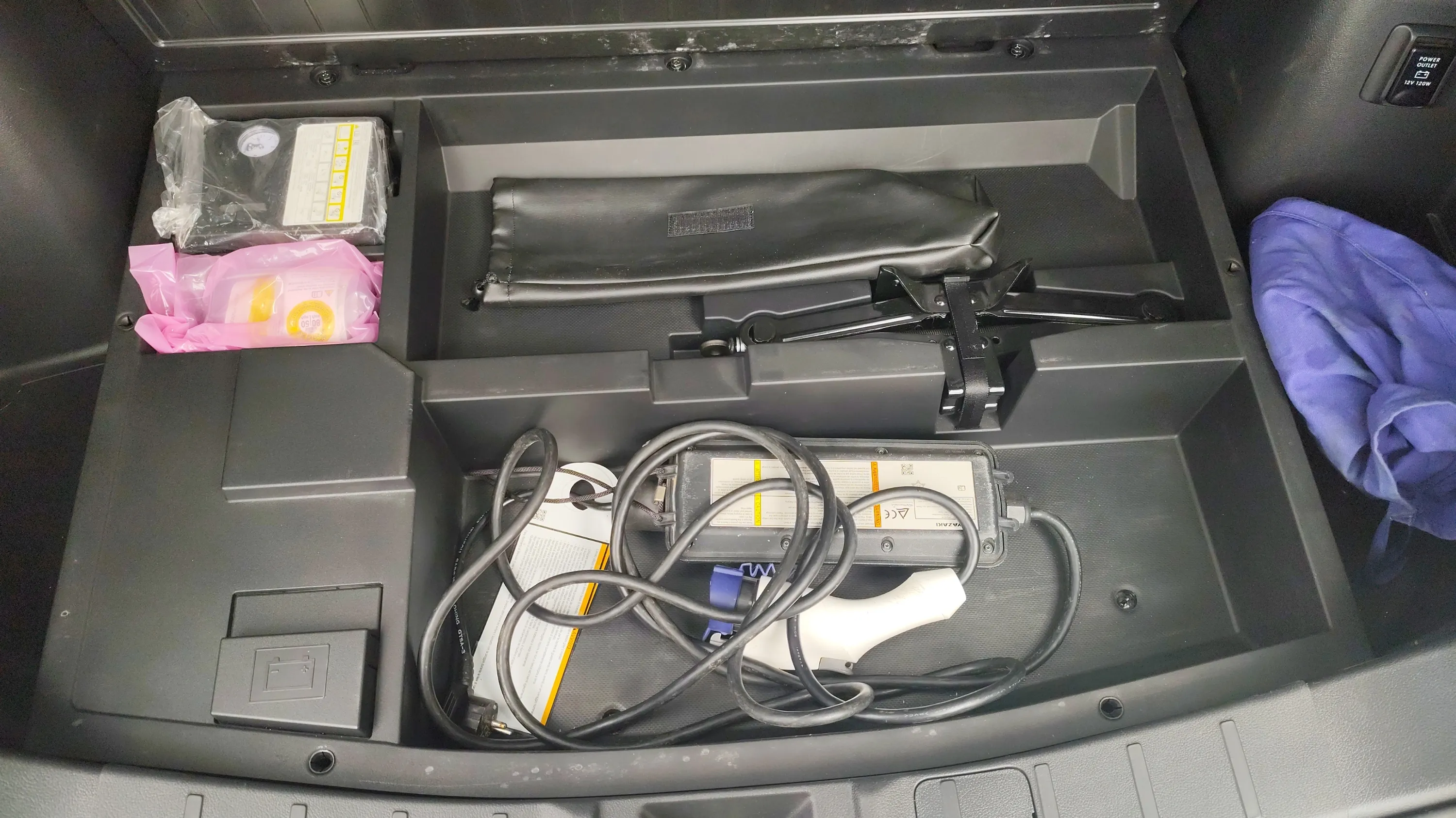 Mitsubishi Outlander 2.4 PHEV Motion 4WD - foto 23
