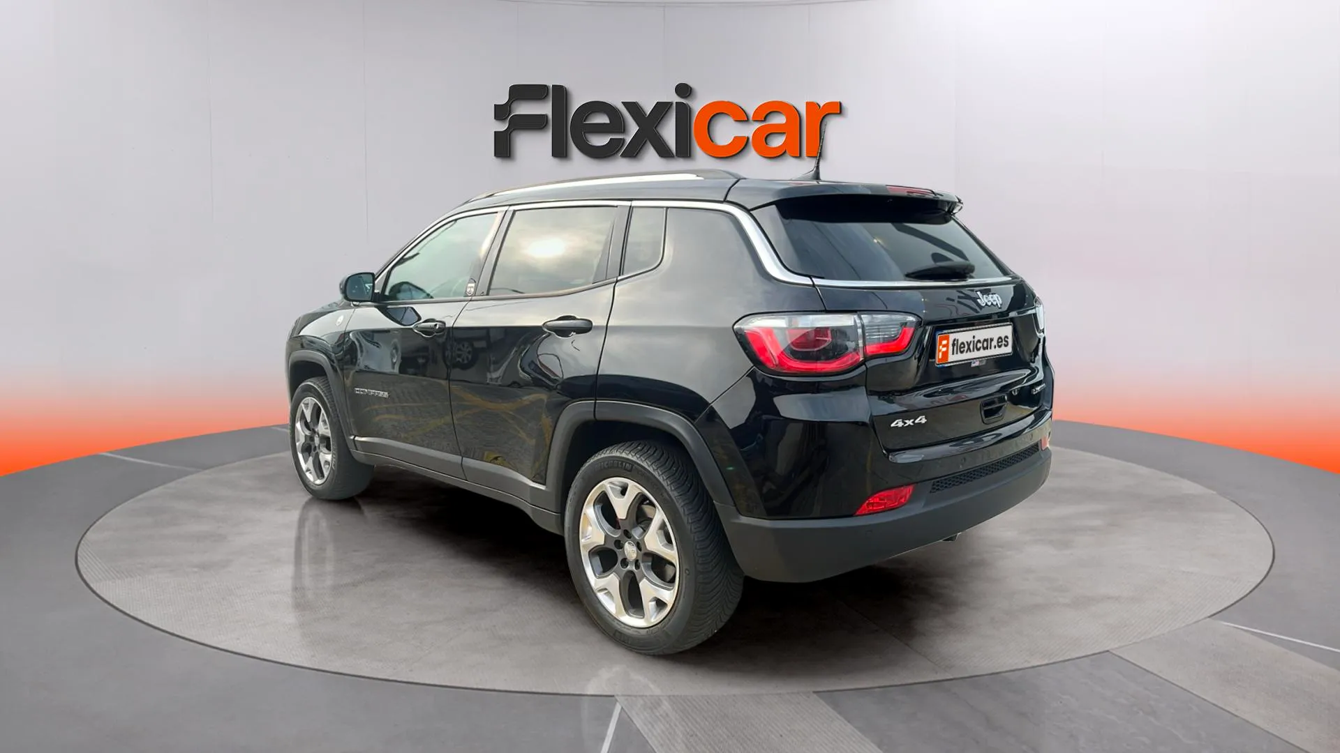 Jeep Compass 2.0 Mjet Limited 4x4 AD - foto 8