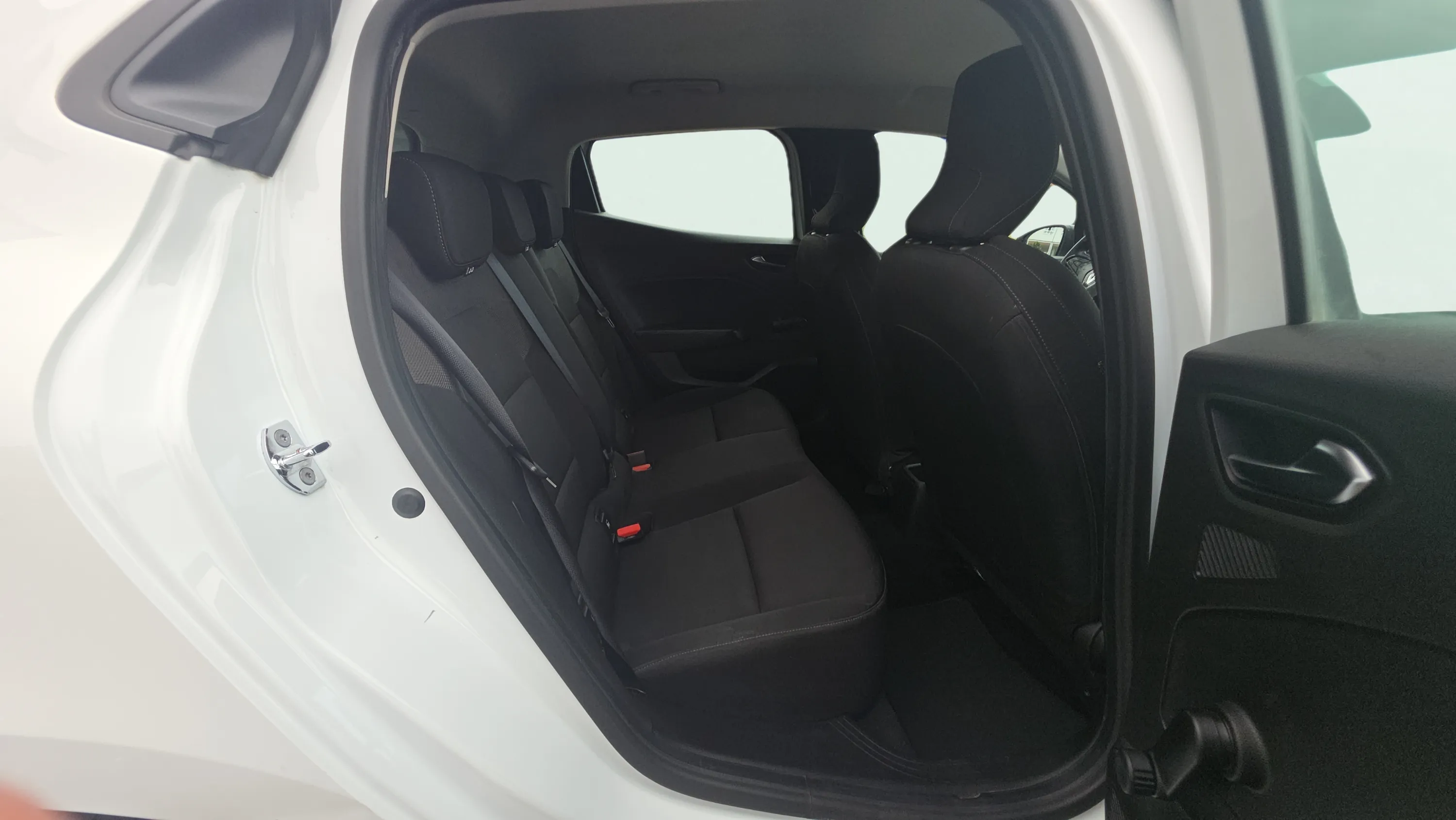 Renault Clio Business Blue dCi - foto 17