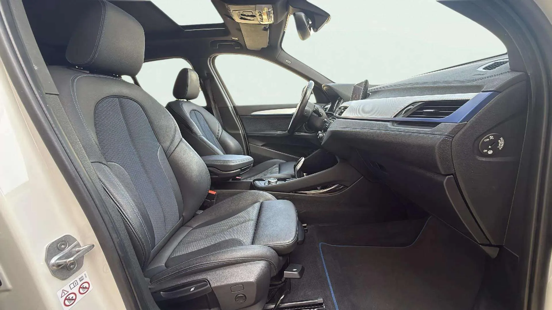 BMW X1 sDrive18d Business - foto 16