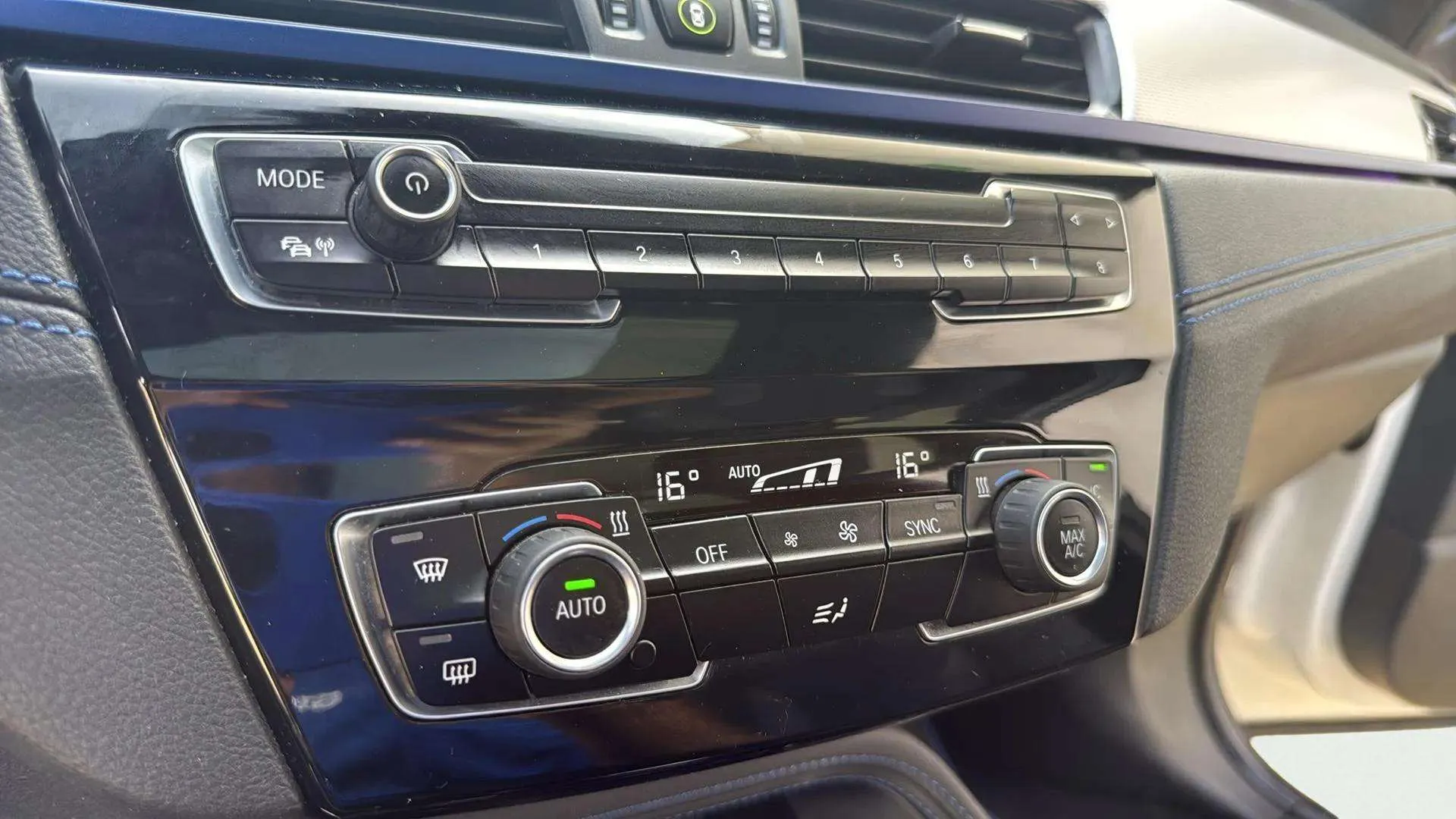BMW X1 sDrive18d Business - foto 10
