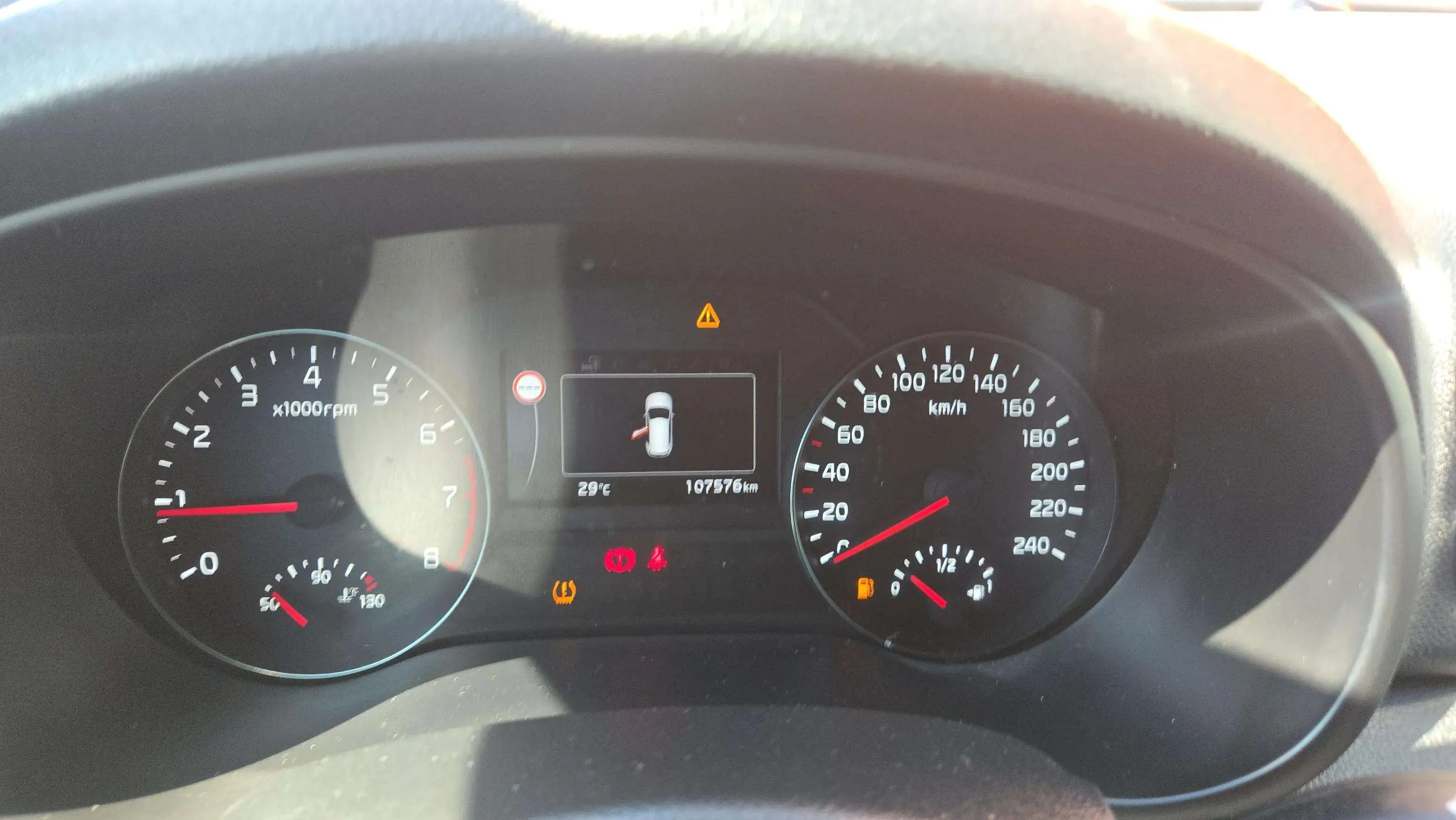 Kia Sportage 1.6 GDi Emotion 4x2 - foto 10