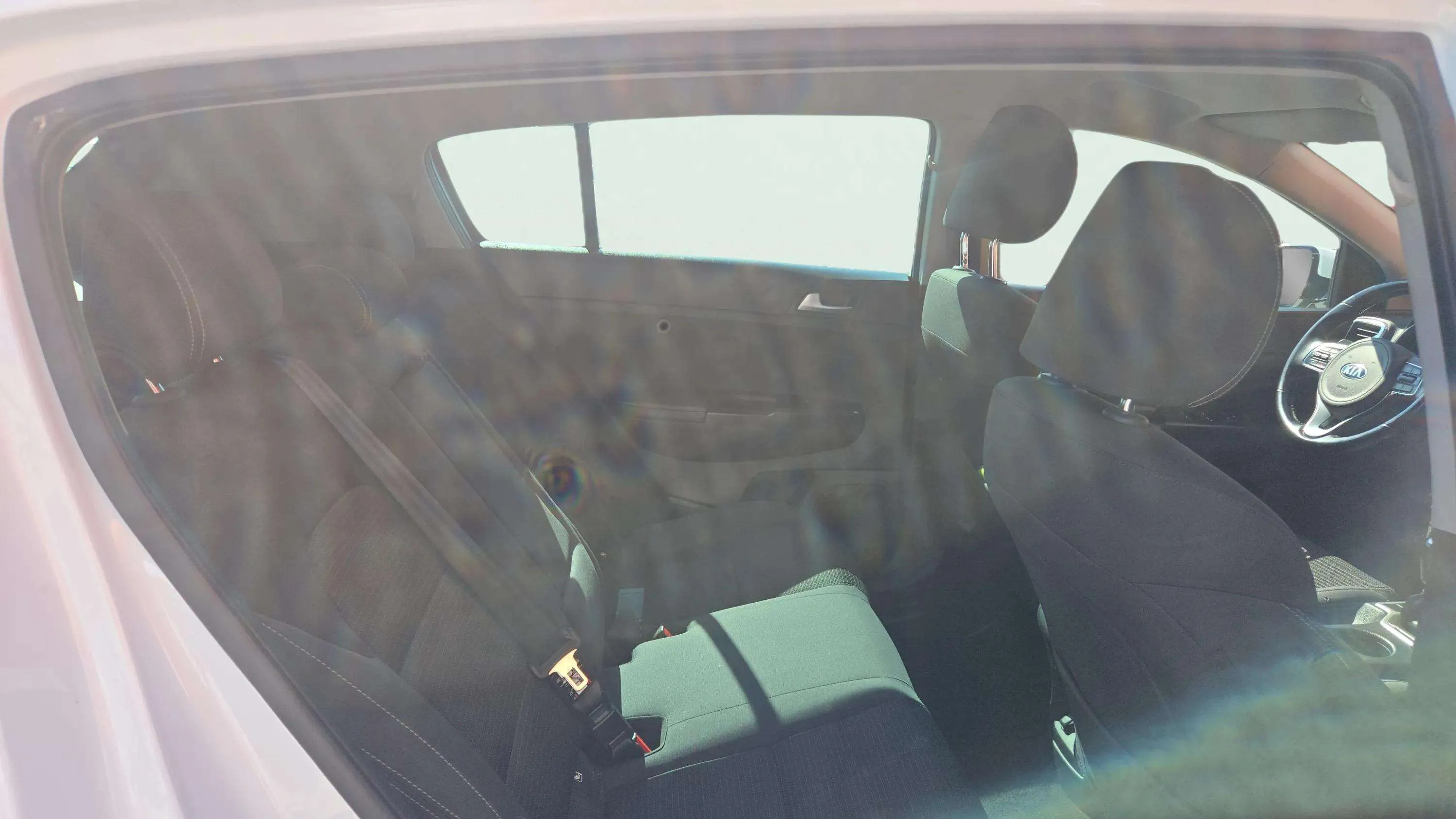 Kia Sportage 1.6 GDi Emotion 4x2 - foto 9