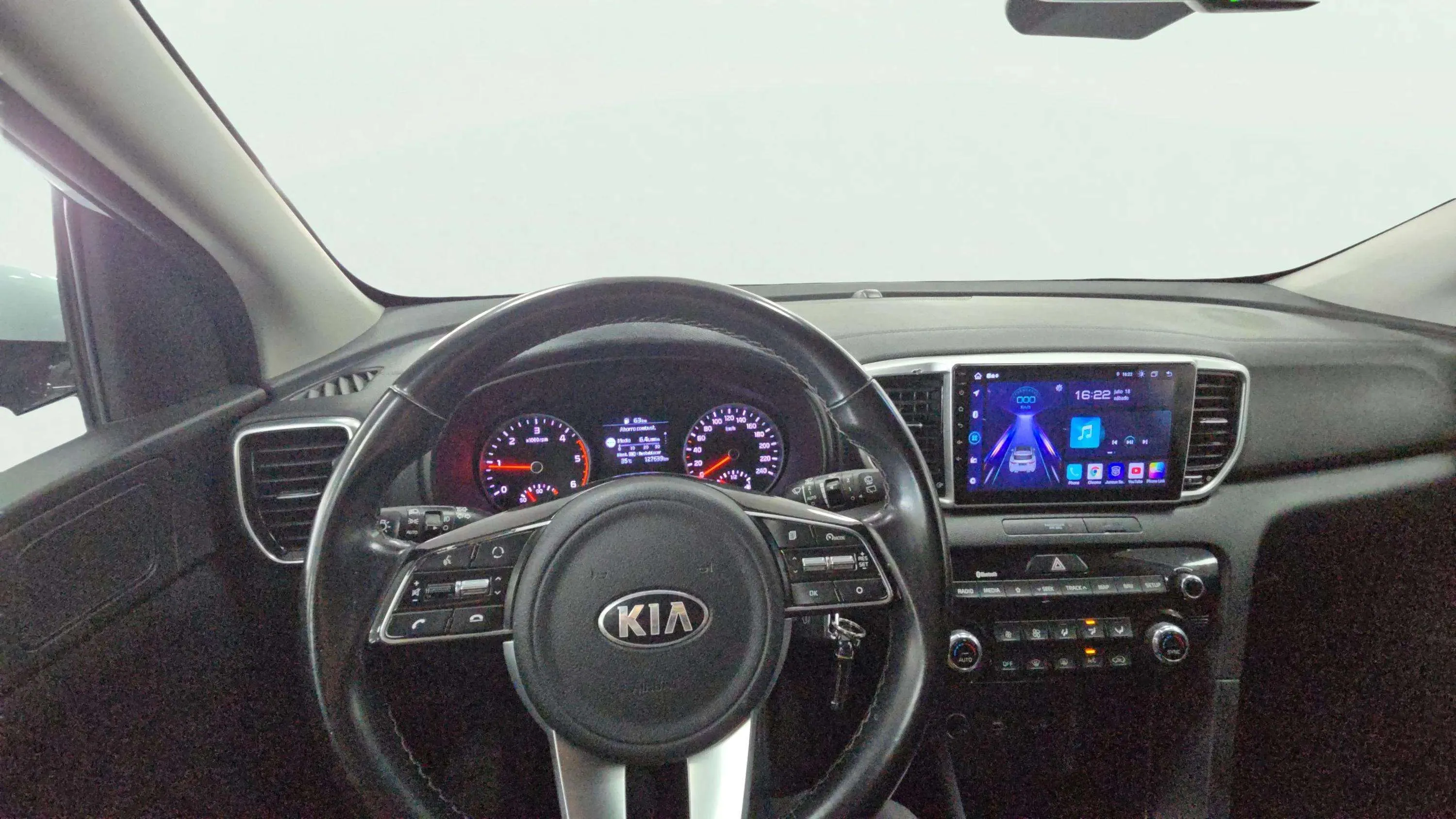 Kia Sportage 1.6 CRDi Drive 4x2 - foto 18