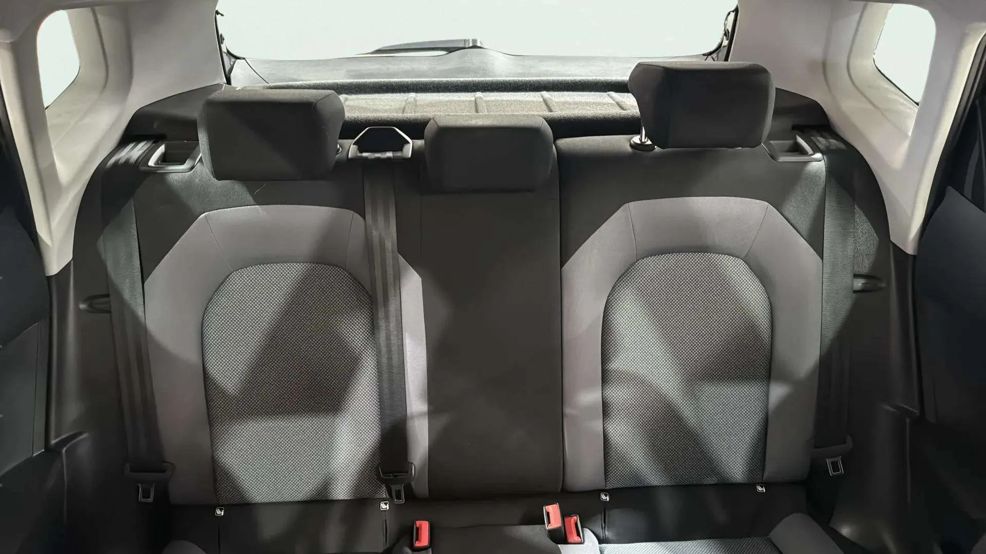 SEAT Arona 1.0 TSI Style Ecomotive - foto 23