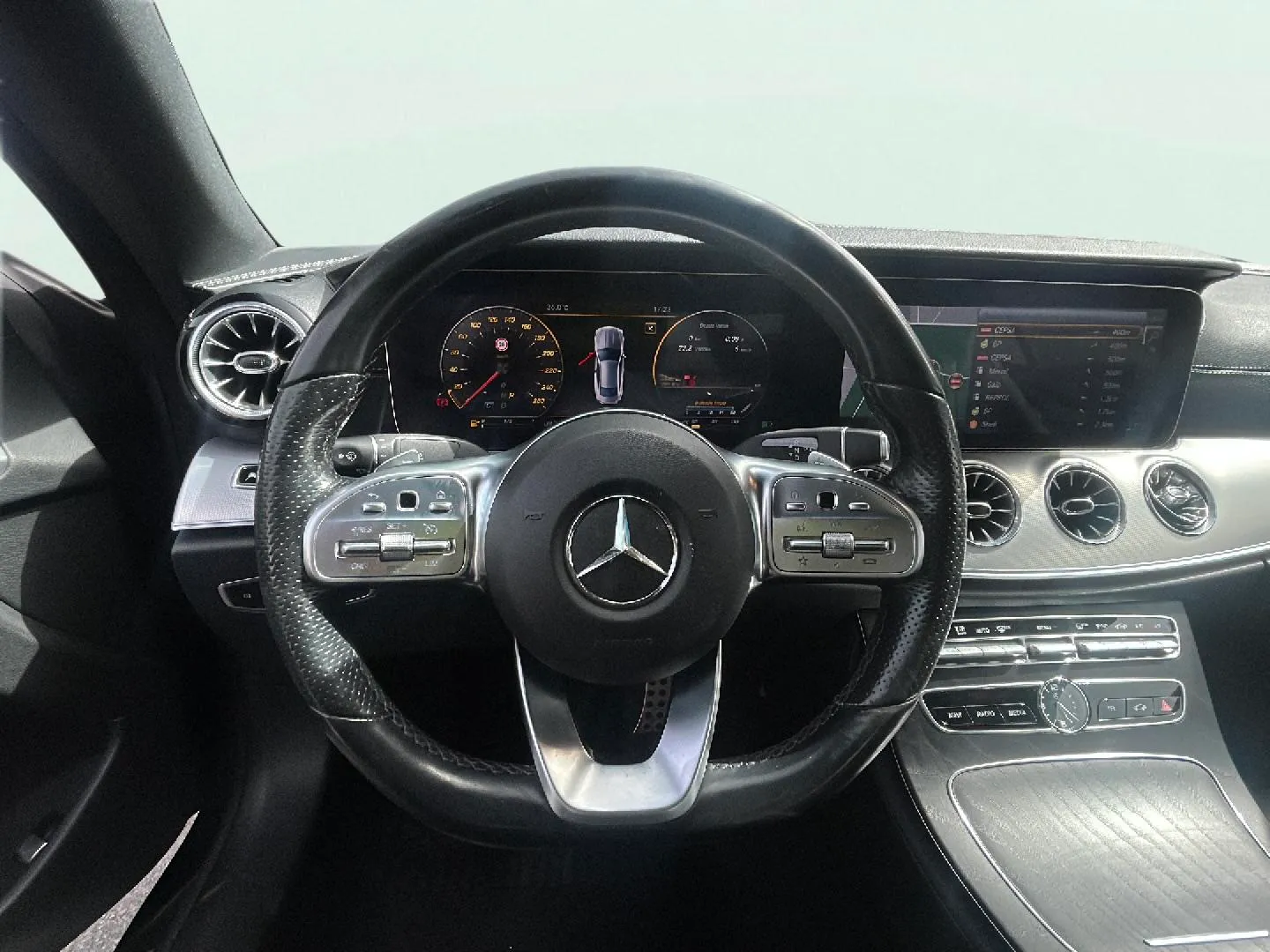 Mercedes-Benz Clase E Coupé E 220 d - foto 11