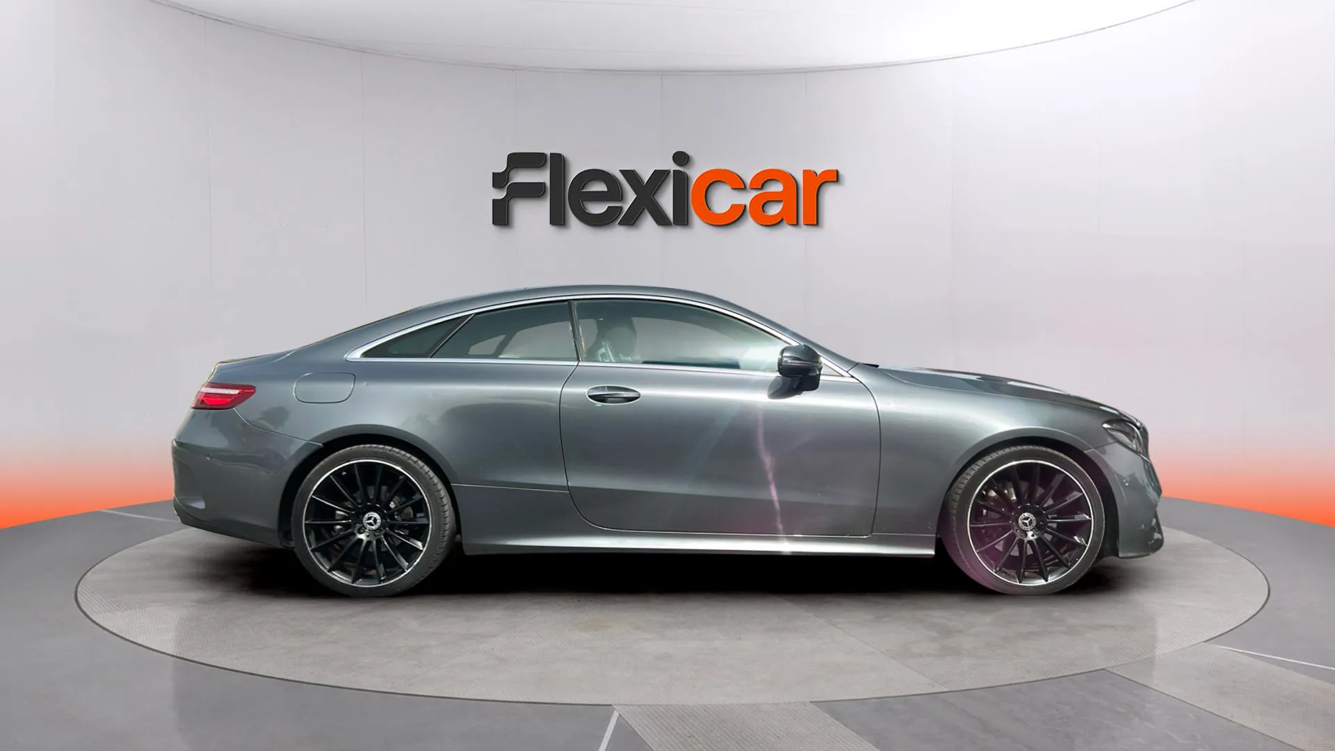 Mercedes-Benz Clase E Coupé E 220 d - foto 8