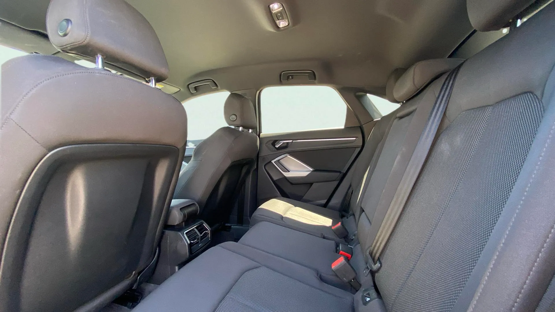 Audi Q3 35 TDI S tronic - foto 11