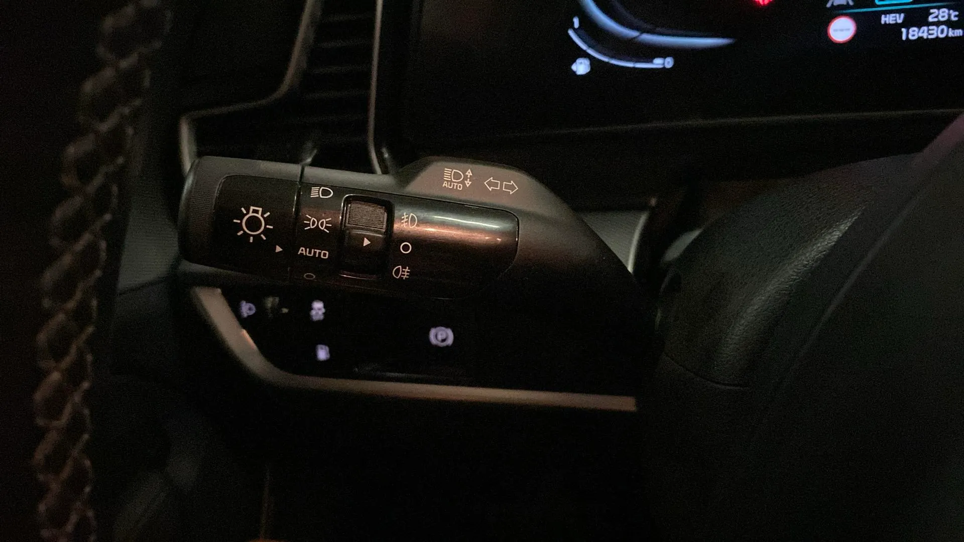 Kia Sportage 1.6 T-GDi PHEV Drive 4x4 - foto 18