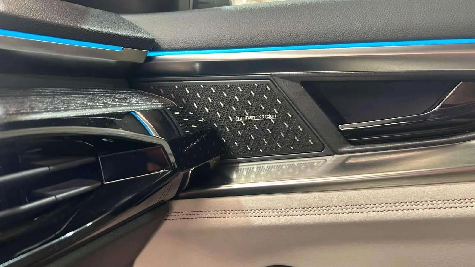 Renault Espace Iconic E-Tech full hybrid - foto 28