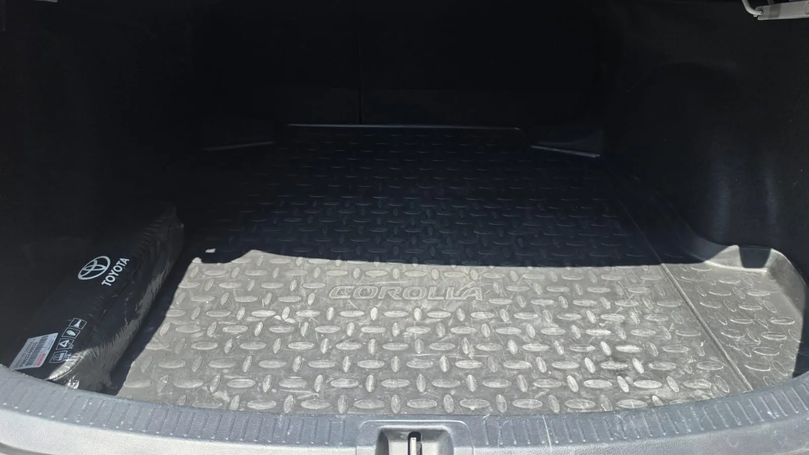 Toyota Corolla 1.8 125H Active Tech E-CVT Sedan - foto 16